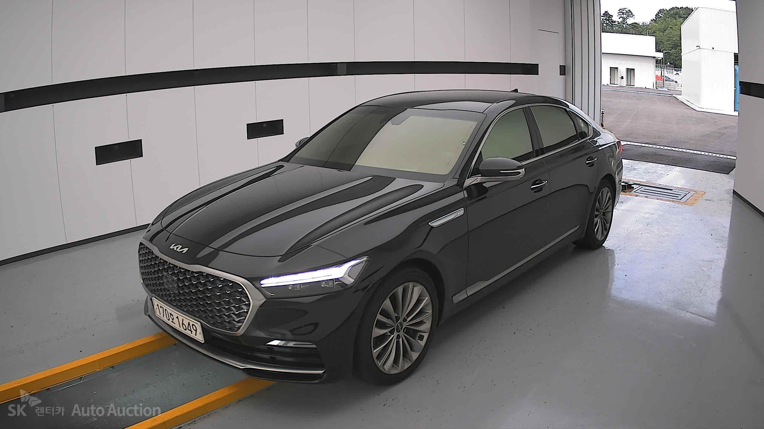 2022 - kia k9