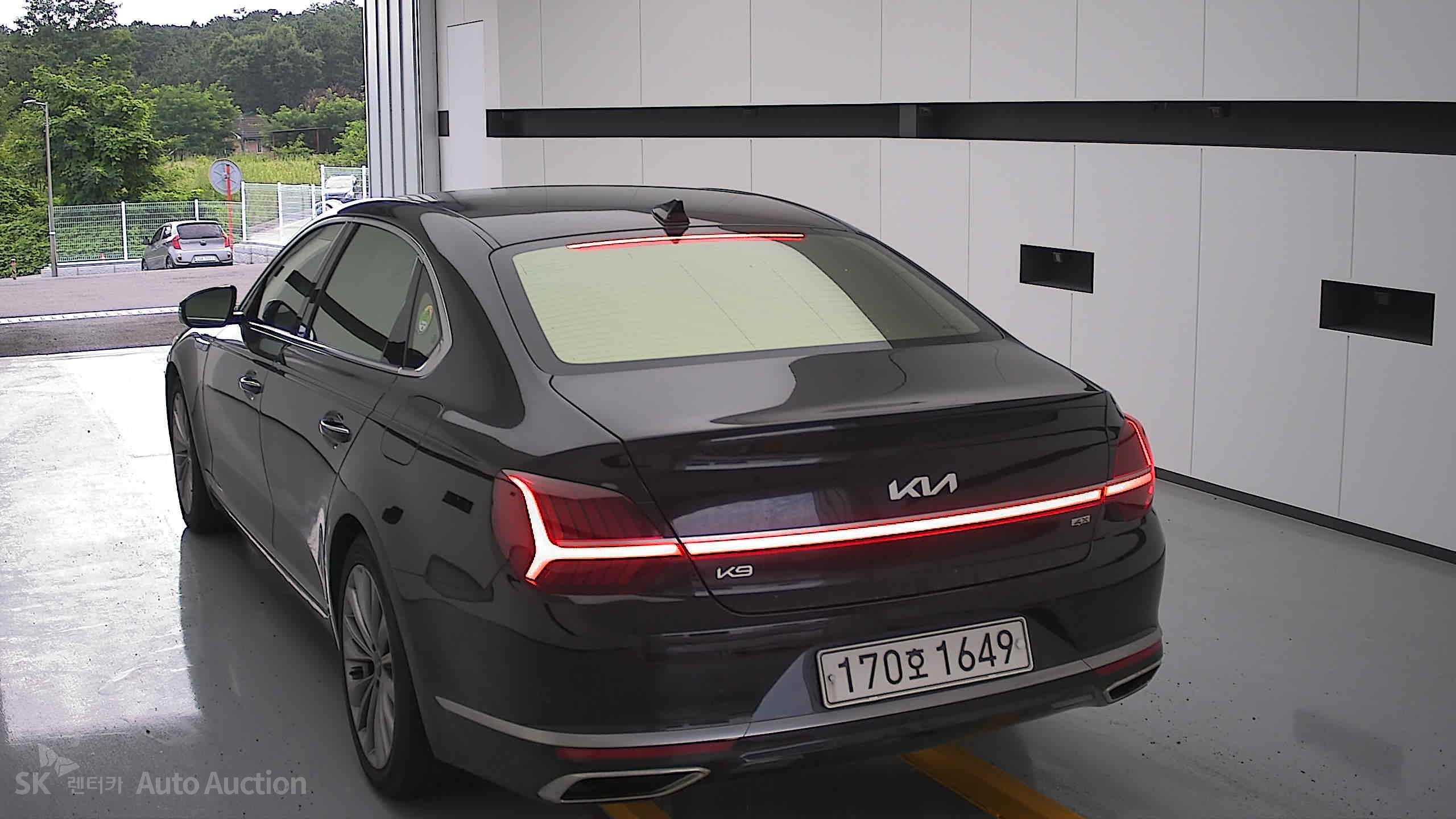 2022 - kia k9