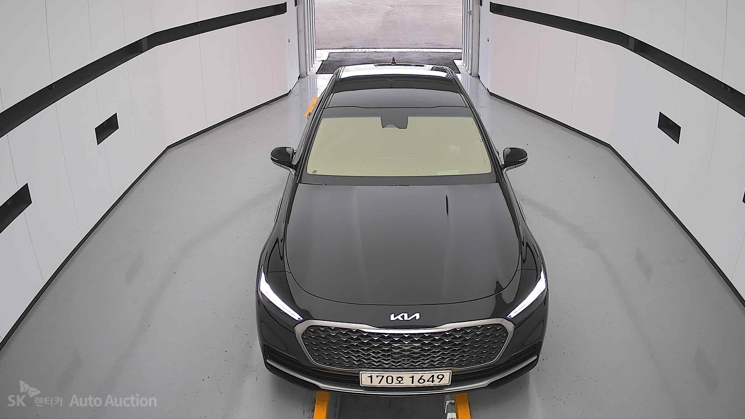 2022 - kia k9
