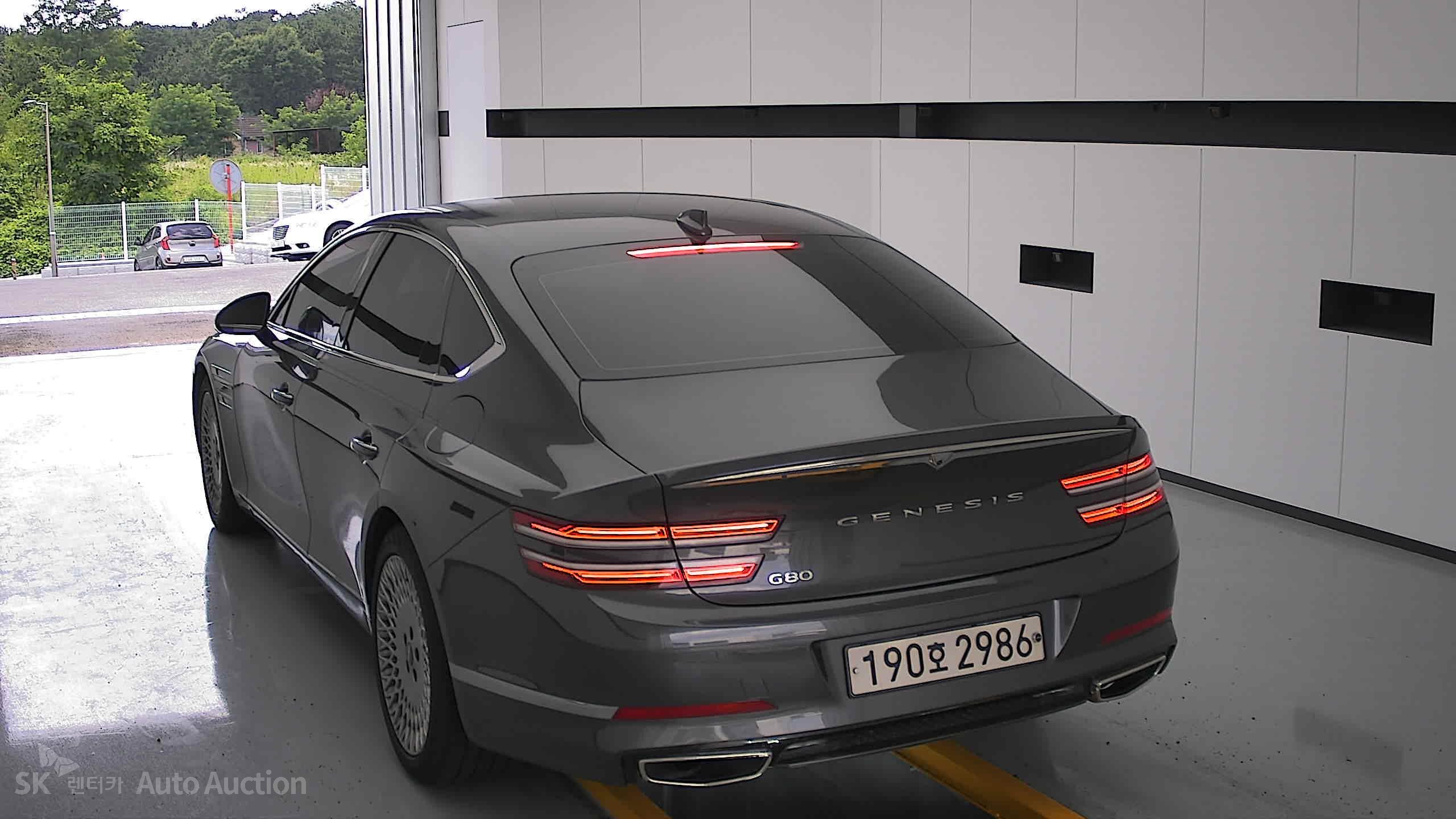 2022 - genesis g80