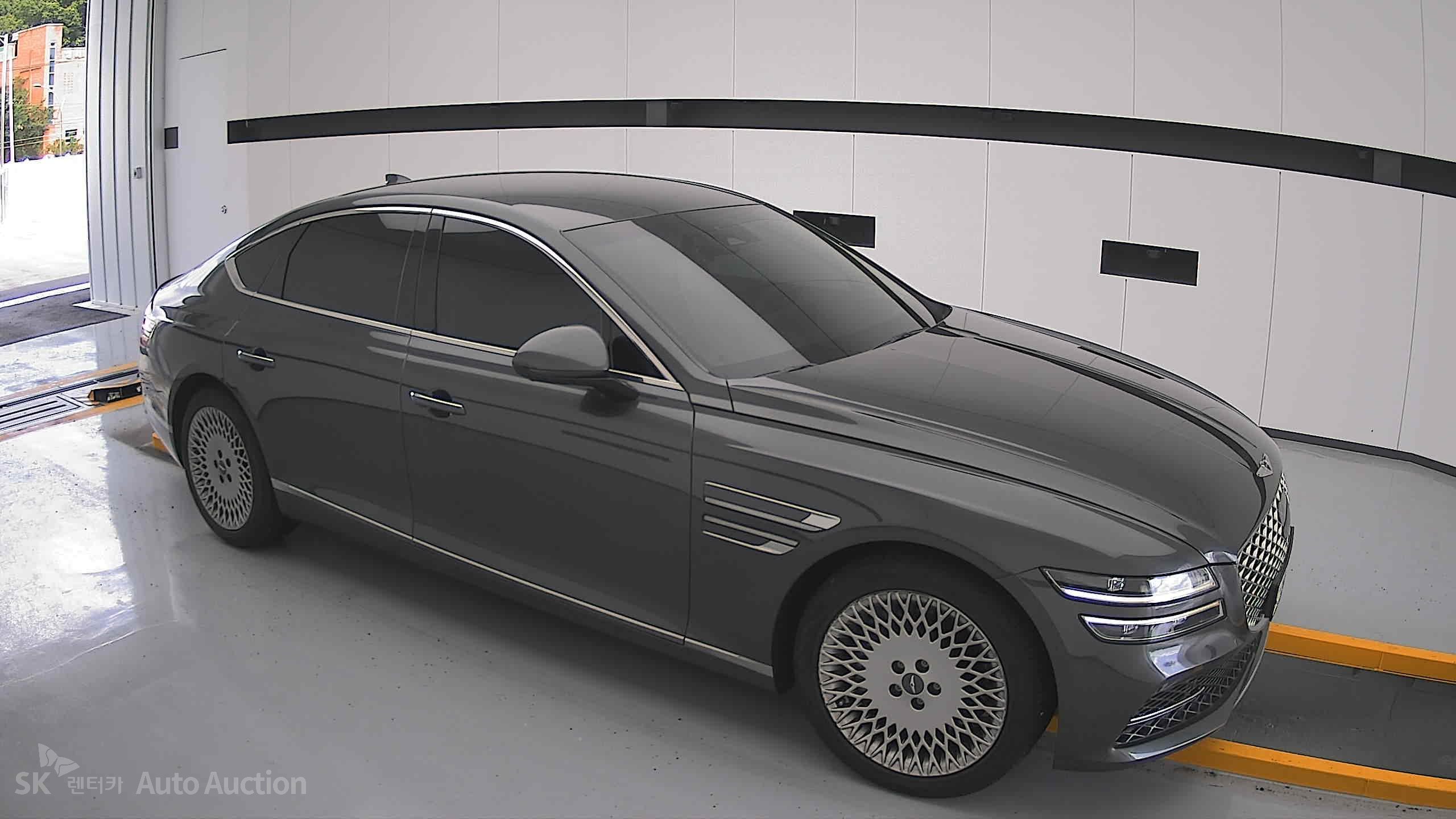 2022 - genesis g80