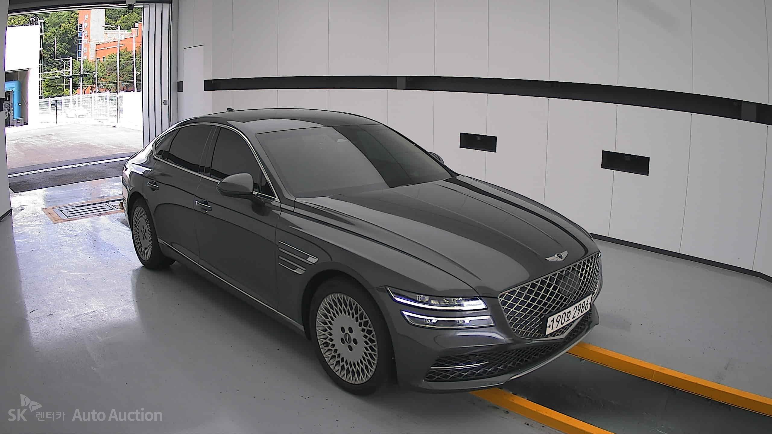 2022 - genesis g80