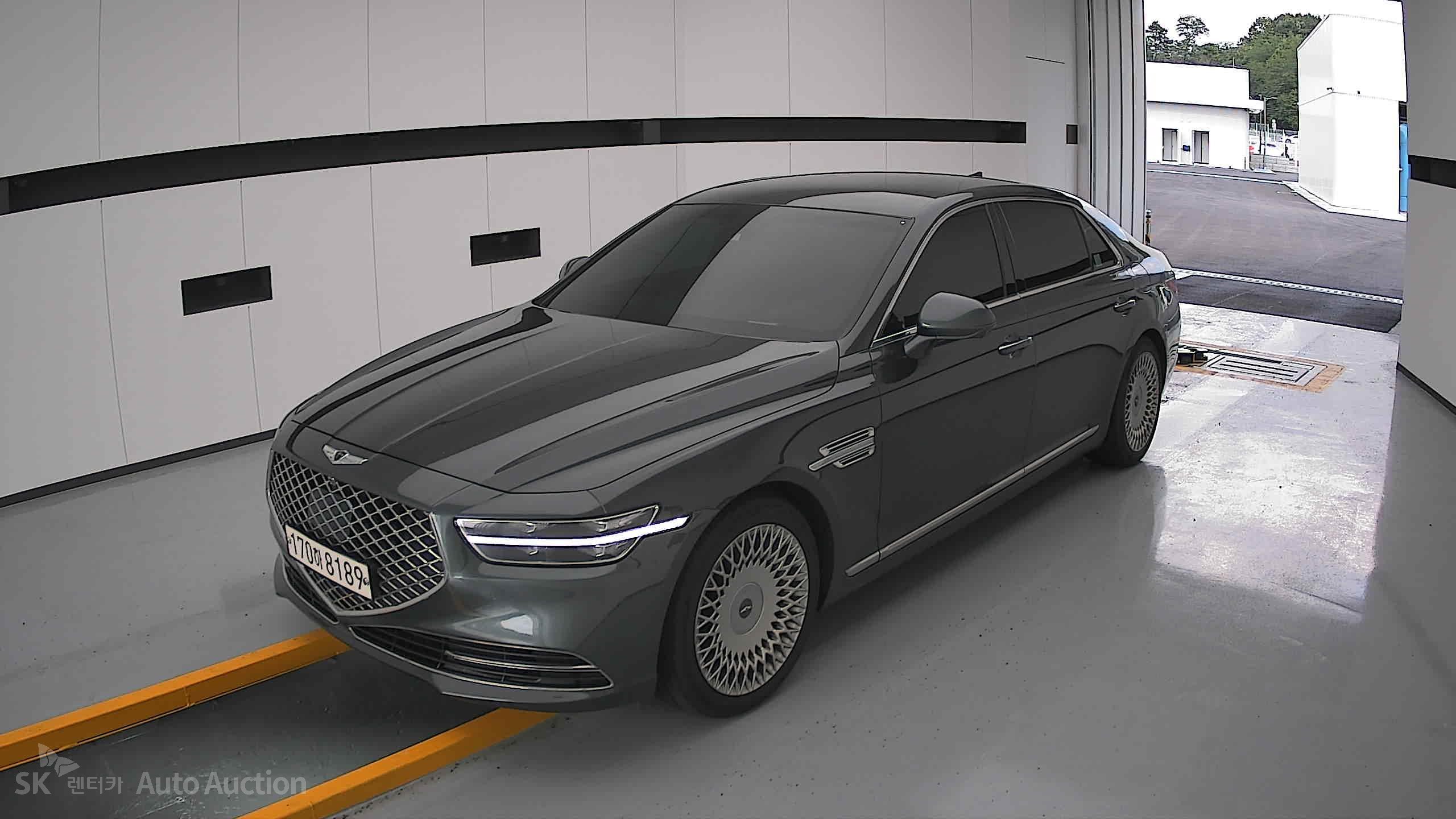 2021 - genesis g90