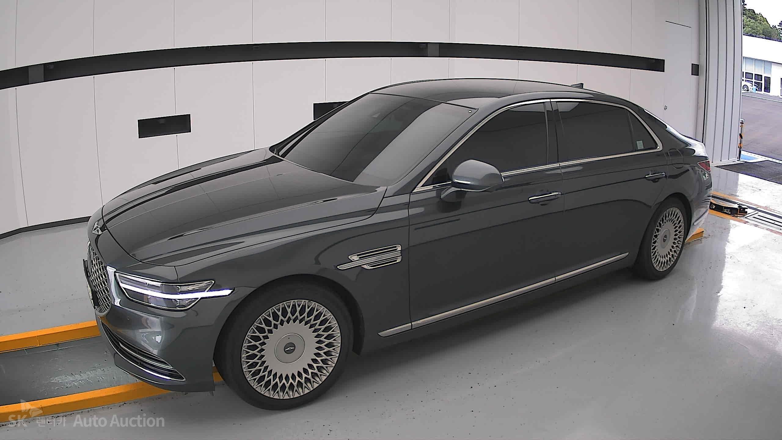 2021 - genesis g90