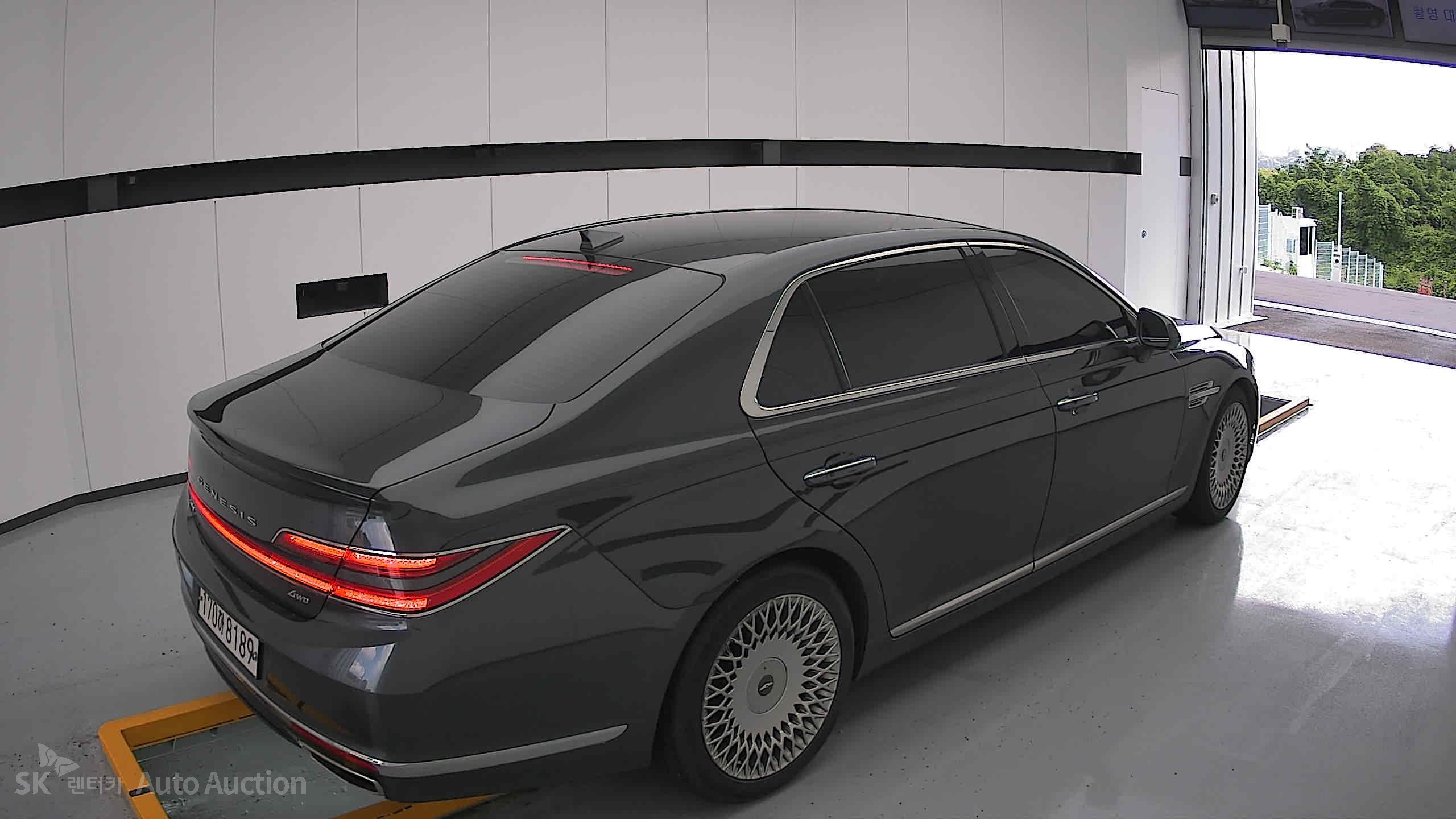 2021 - genesis g90