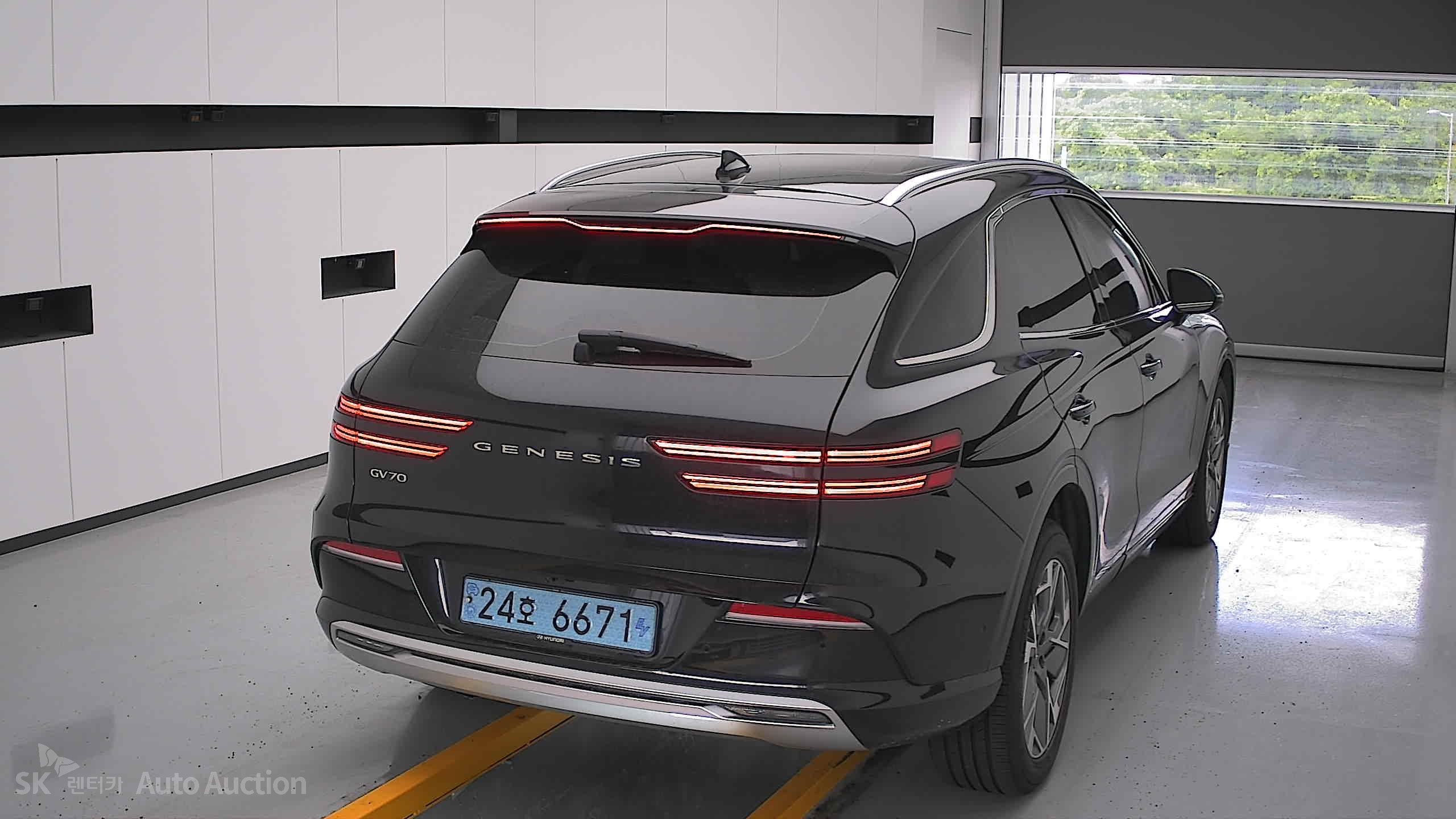 جينيسيس Egv70 2022 — صورة 16
