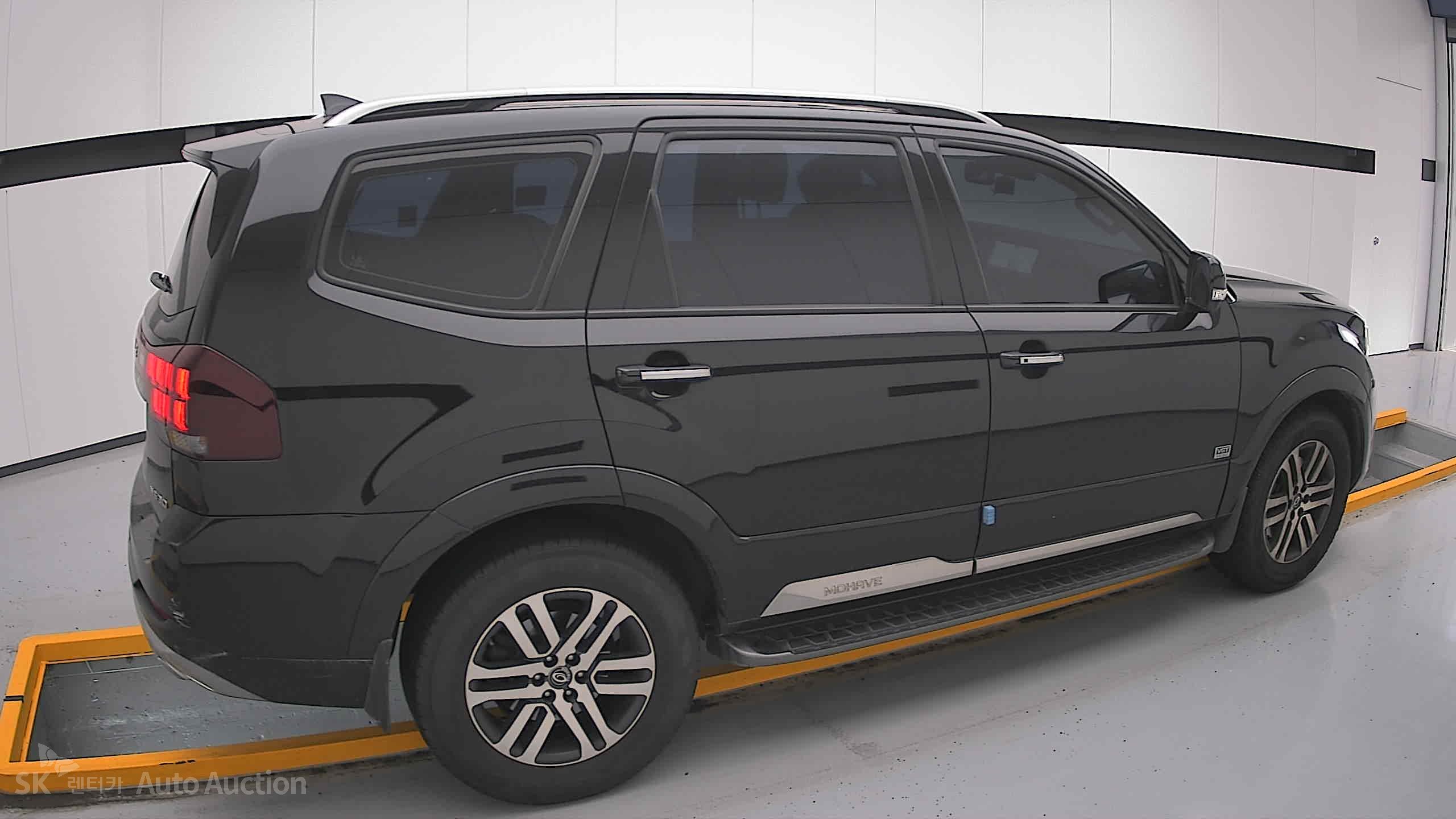 2021 - kia mohave