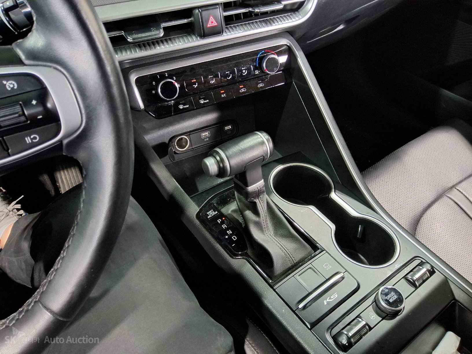 2022 - kia k5