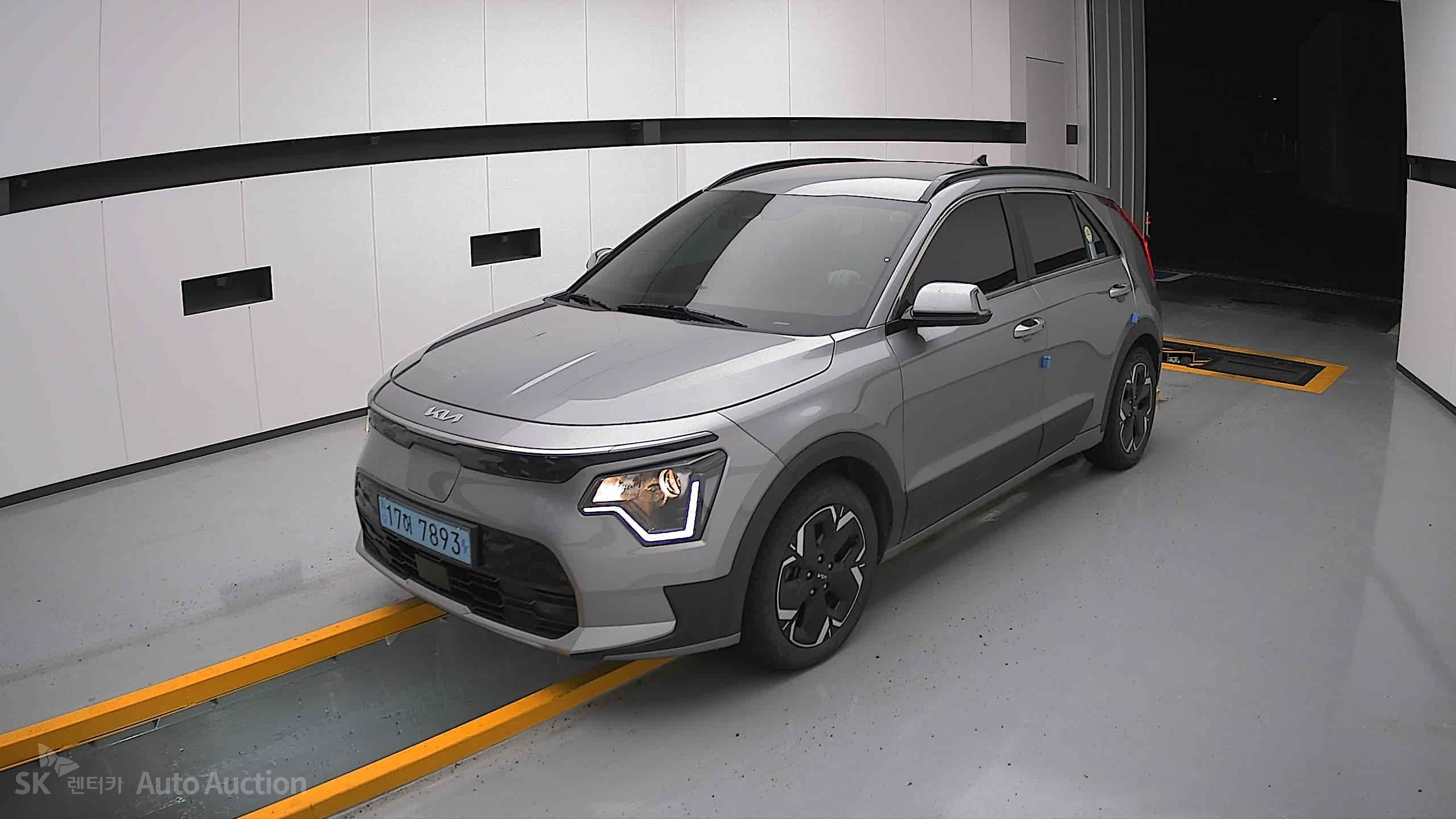 2023 - kia niro ev