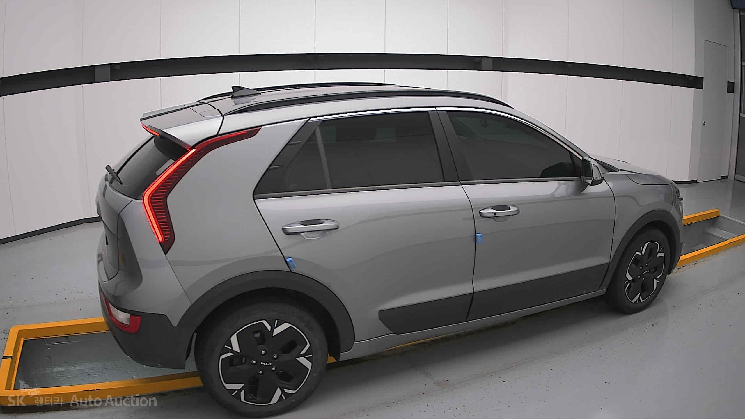2023 - kia niro ev