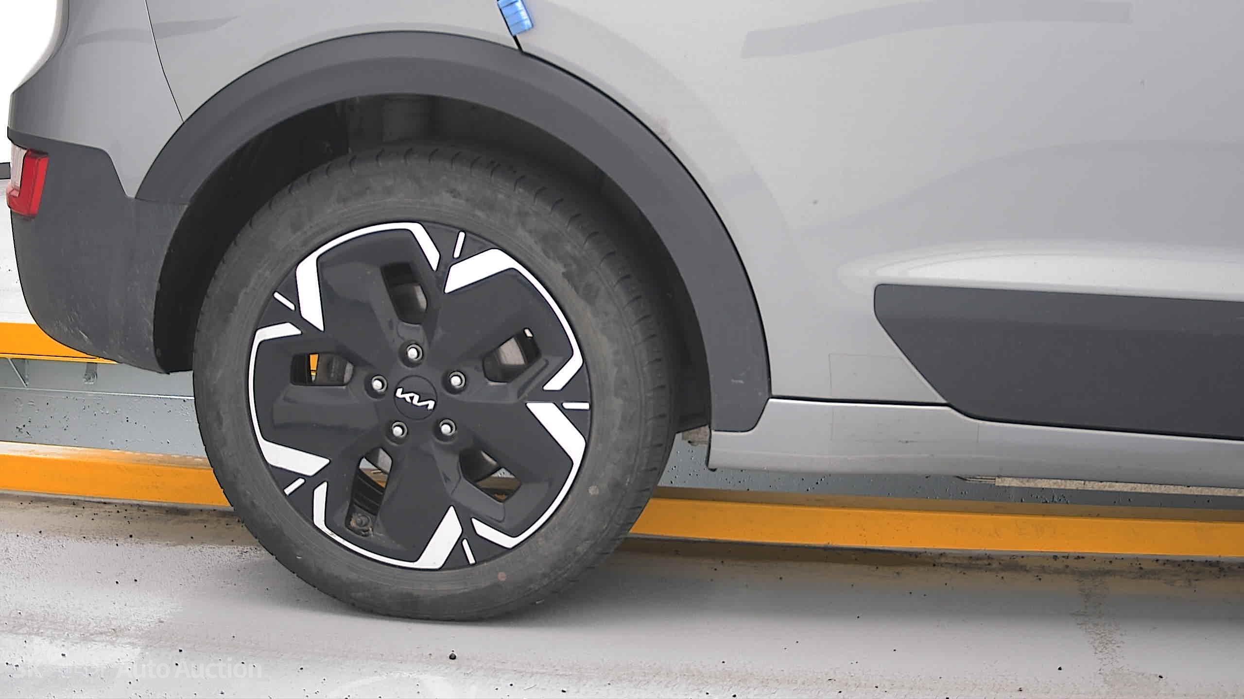 2023 - kia niro ev