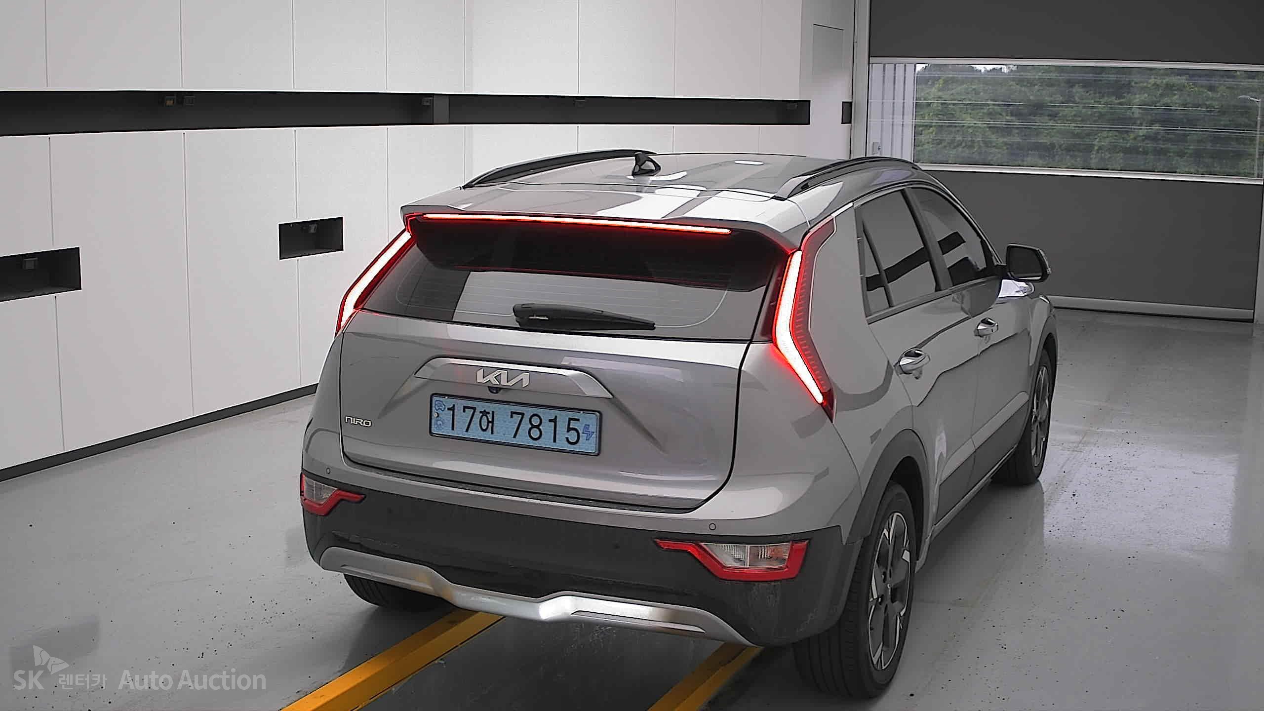 2023 - kia niro ev