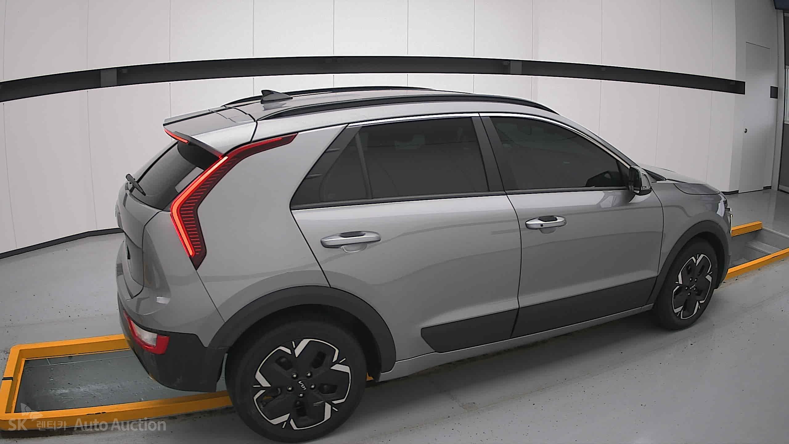 2023 - kia niro ev
