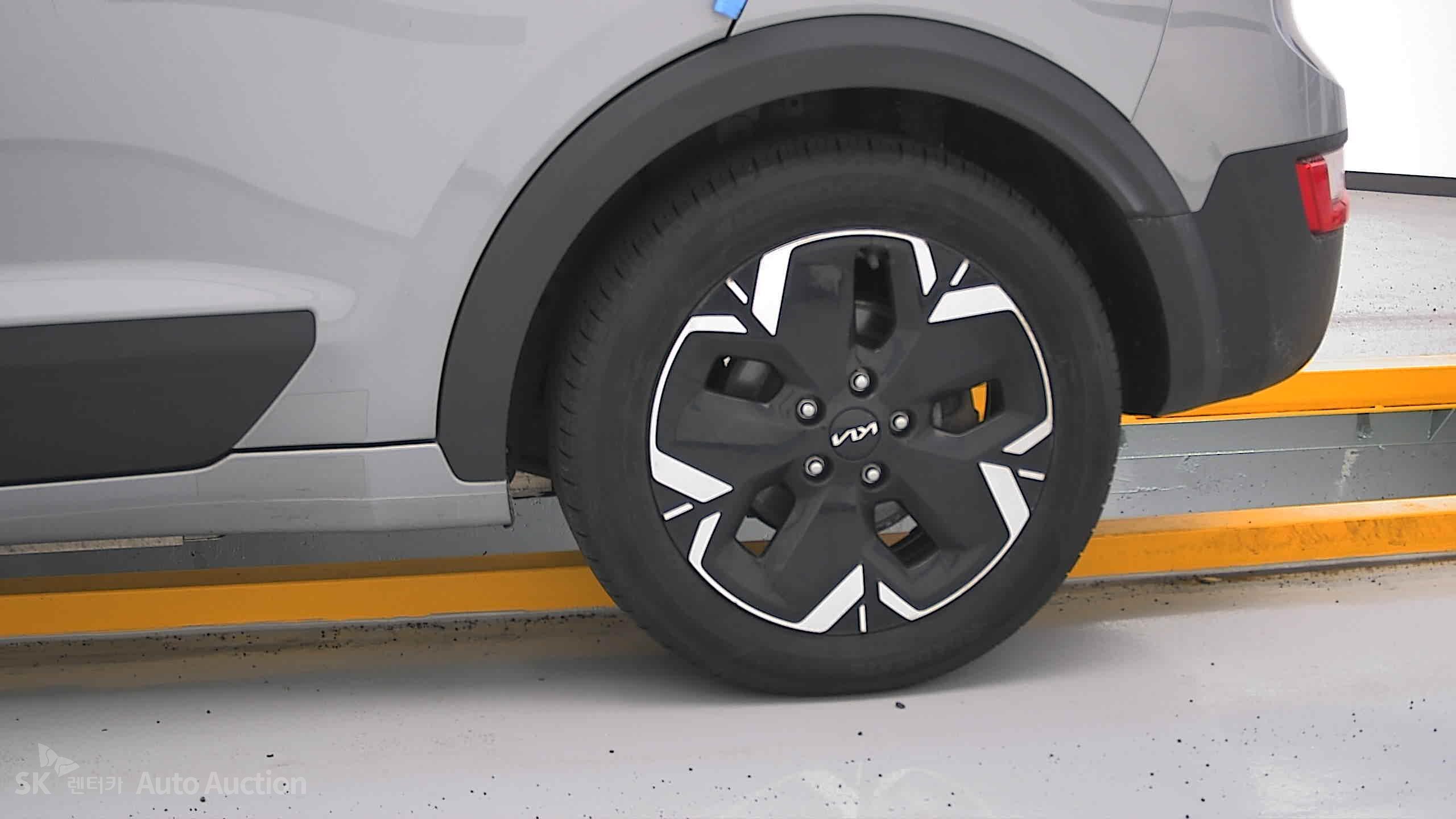 2023 - kia niro ev