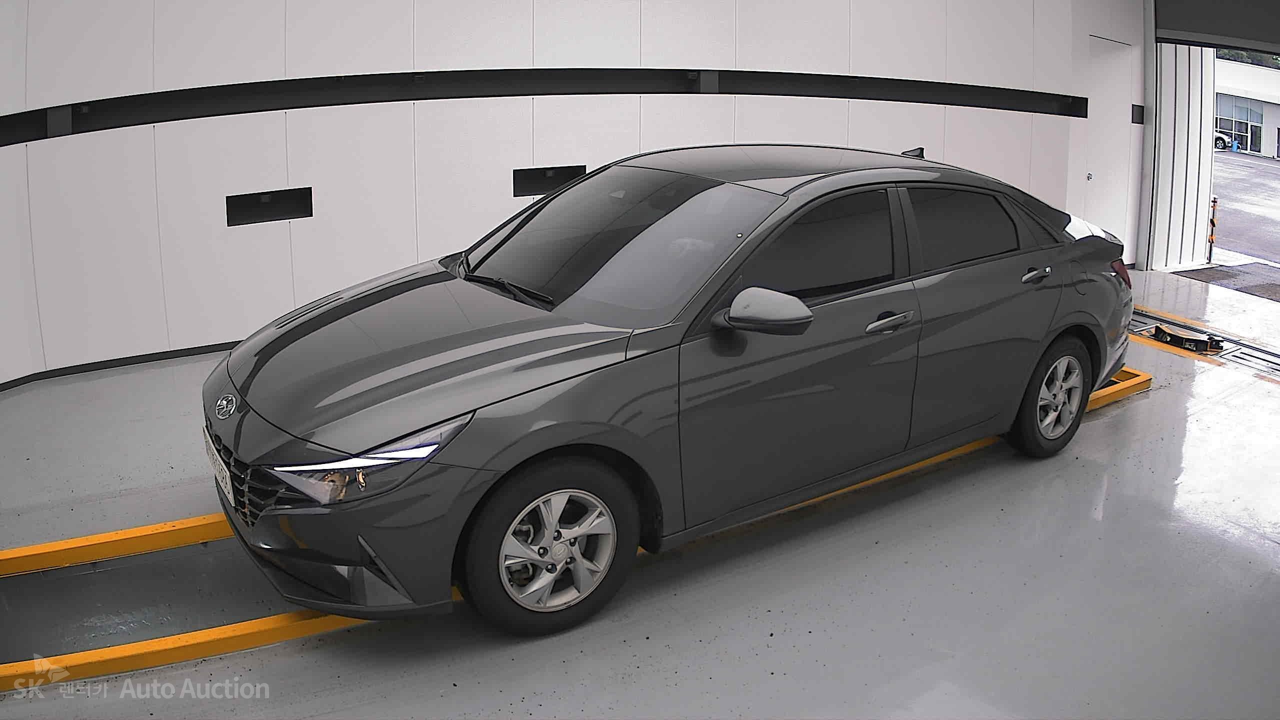 2021 - hyundai avante