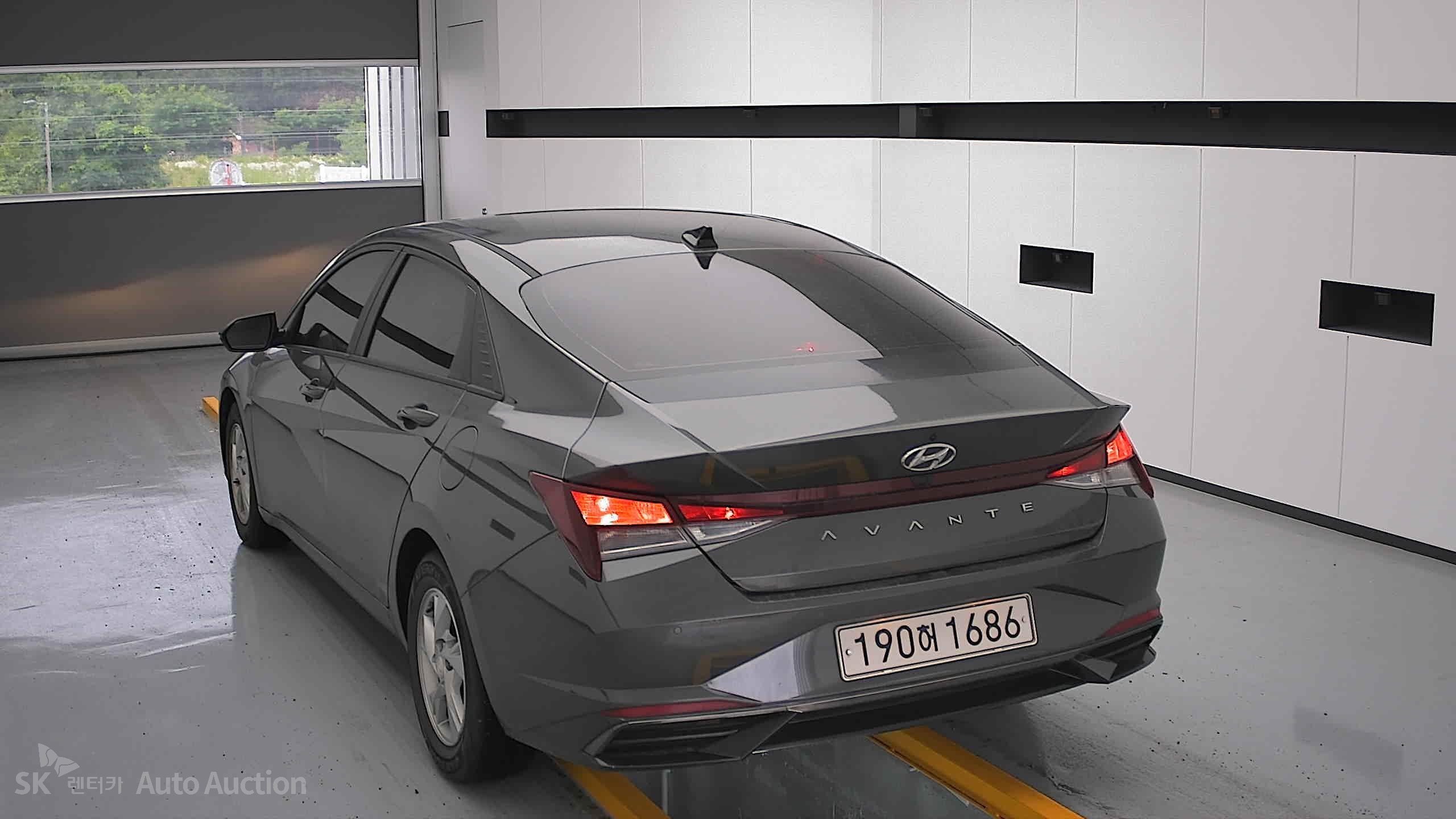 2021 - hyundai avante