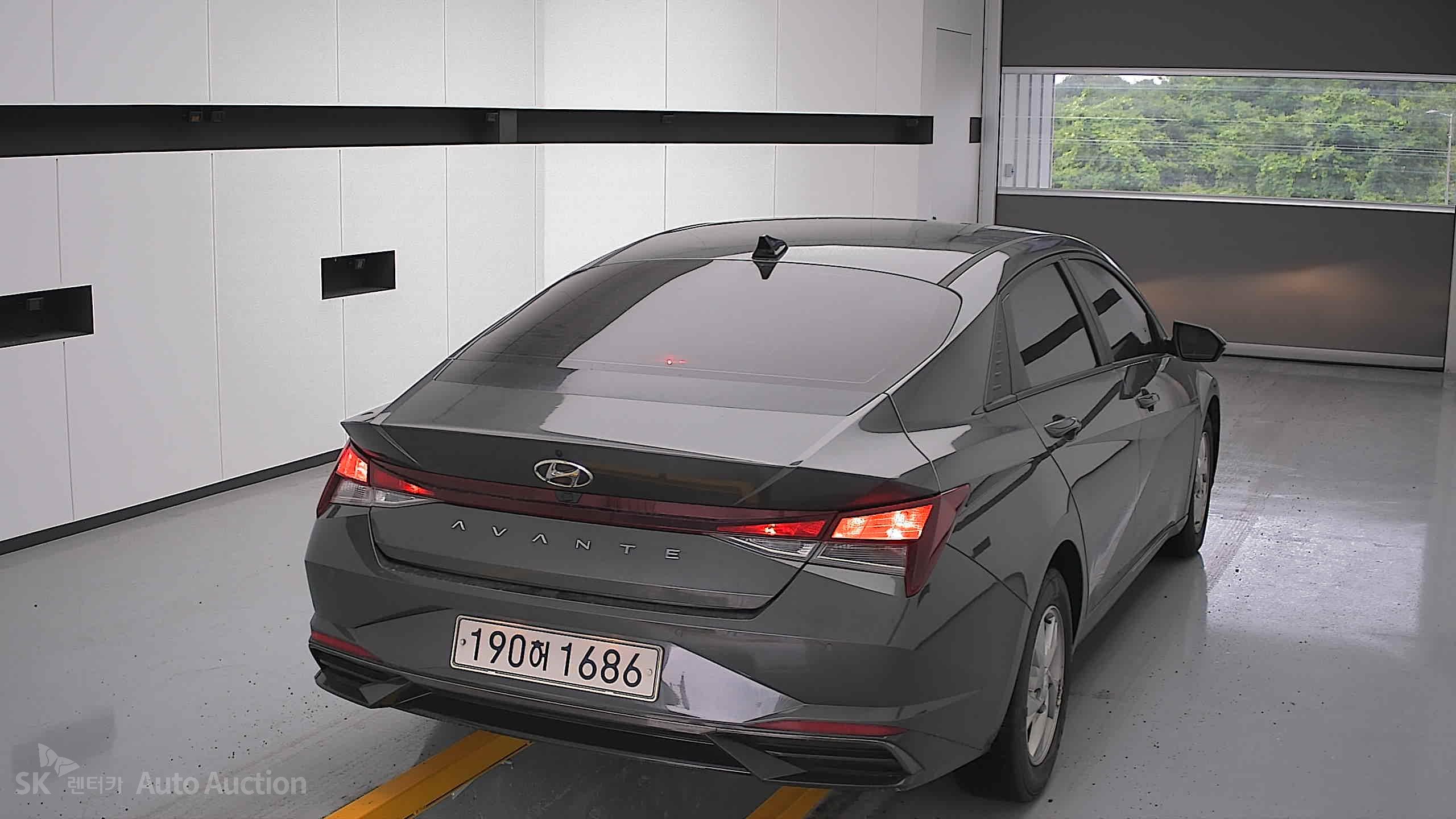2021 - hyundai avante