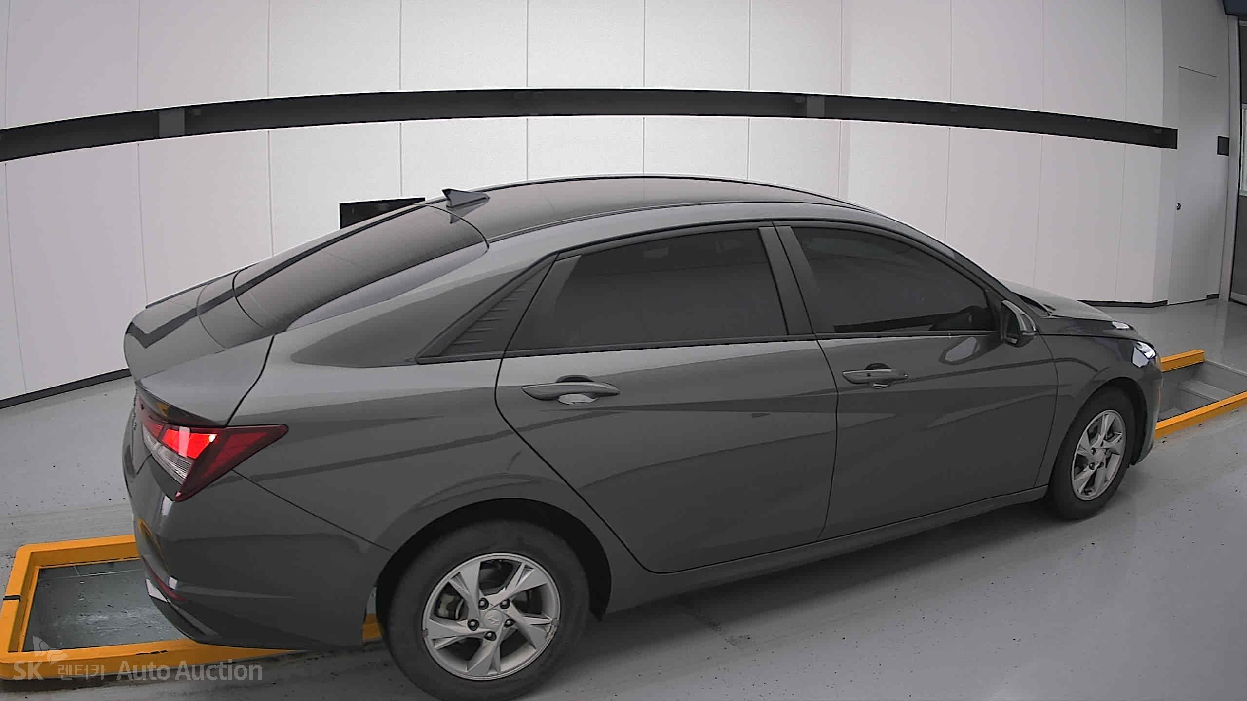 2021 - hyundai avante