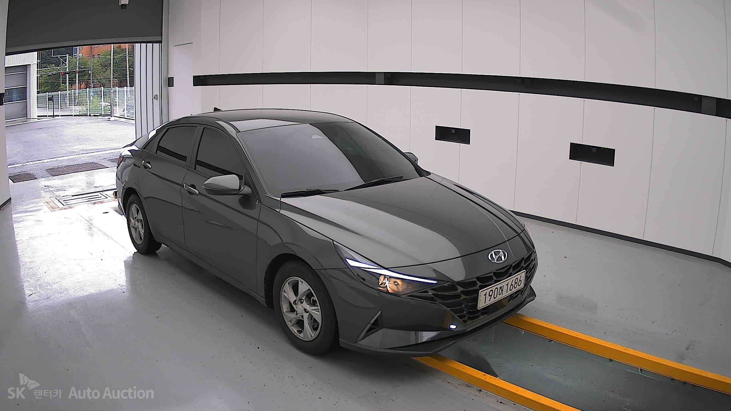 2021 - hyundai avante