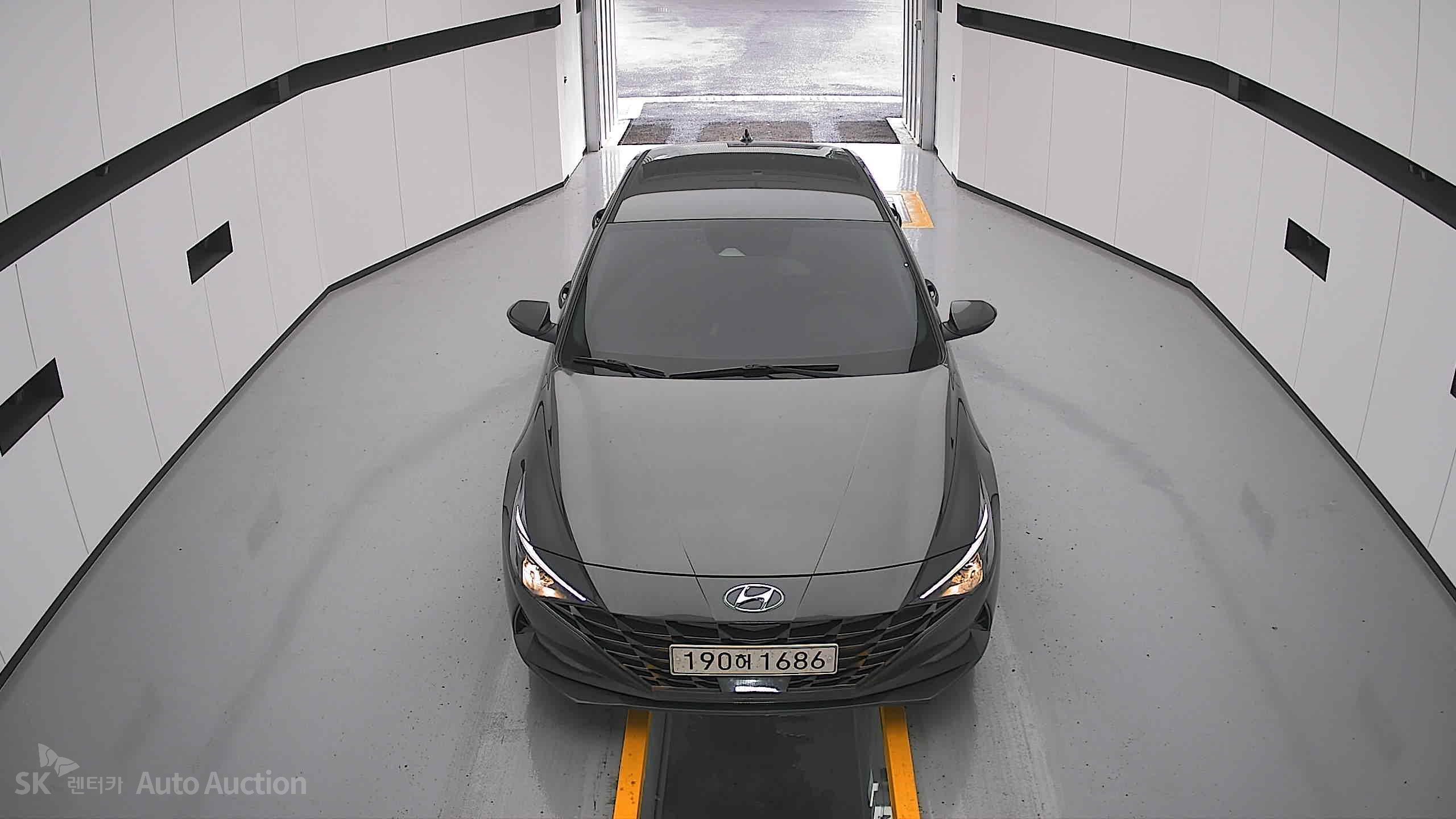 2021 - hyundai avante