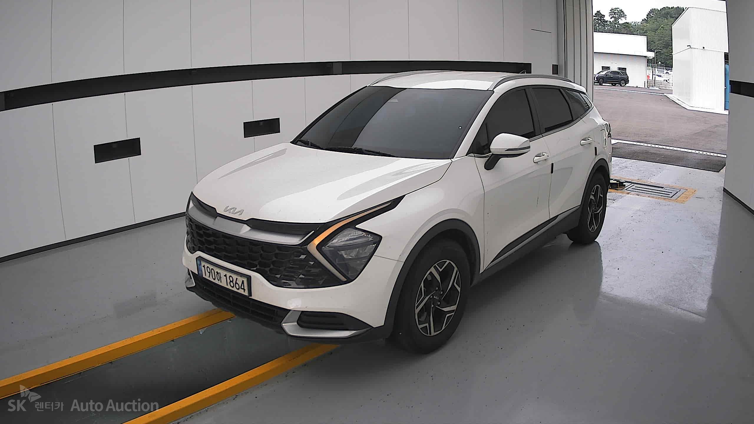 2023 - kia sportage