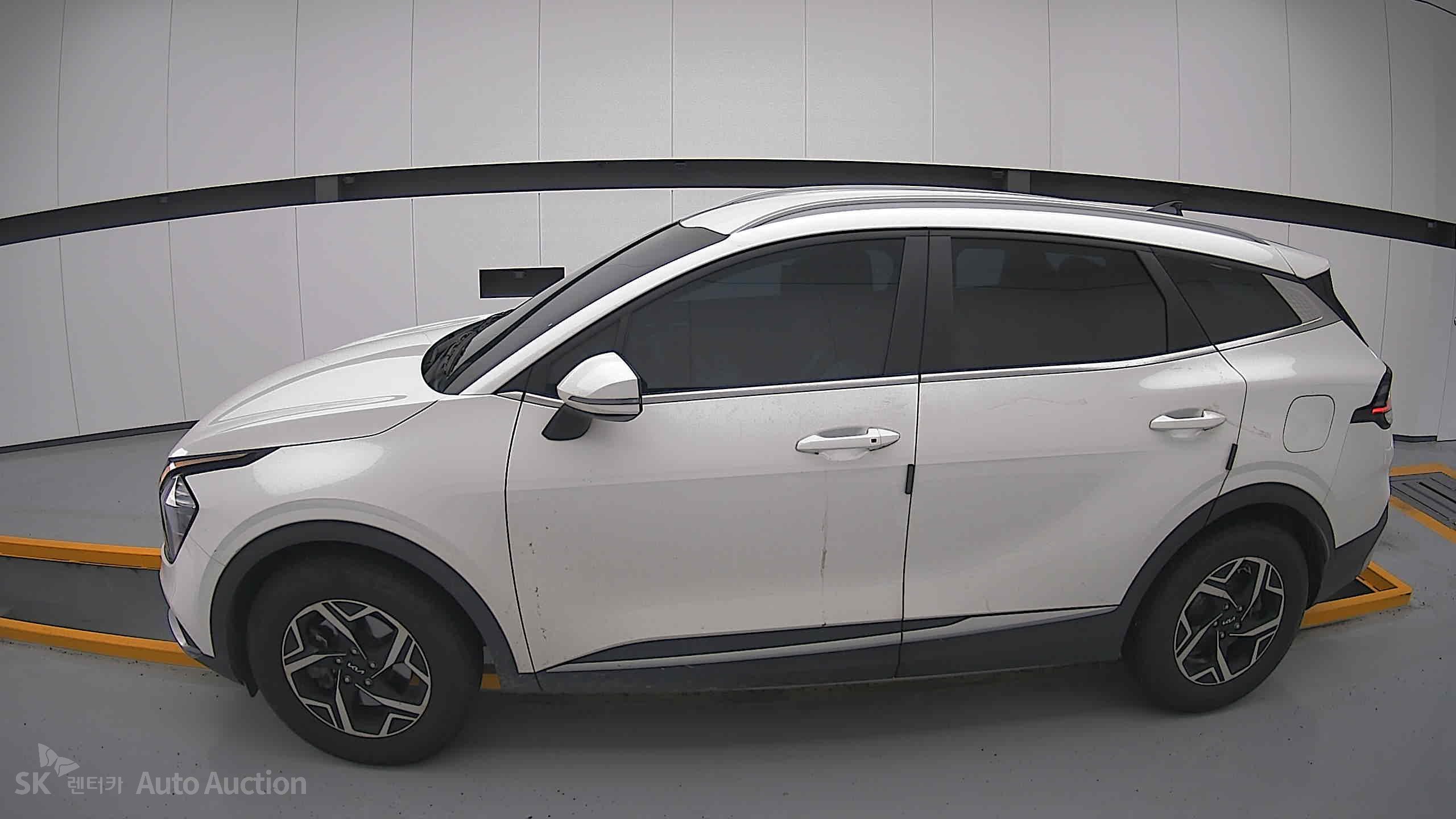 2023 - kia sportage
