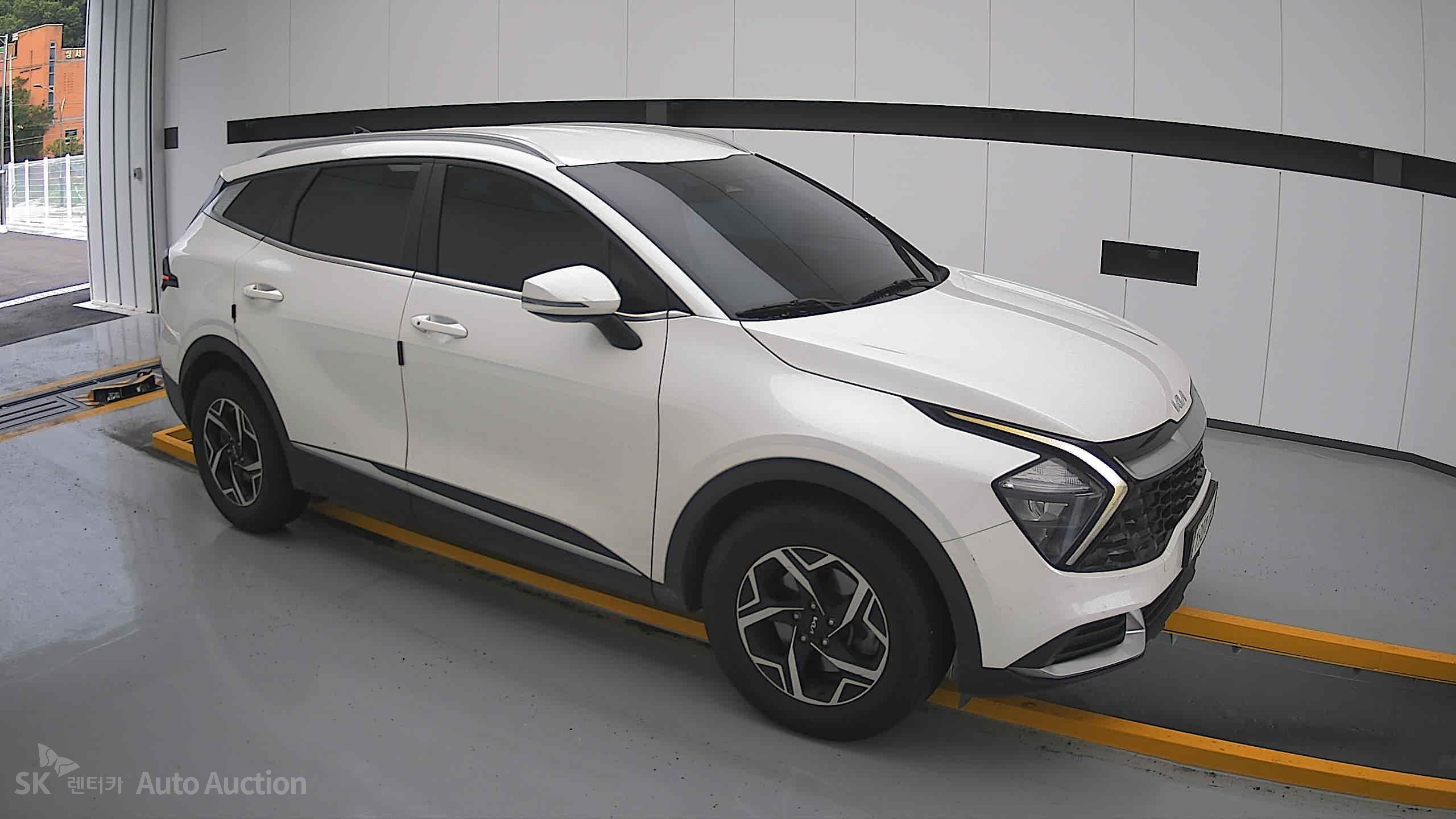 2023 - kia sportage