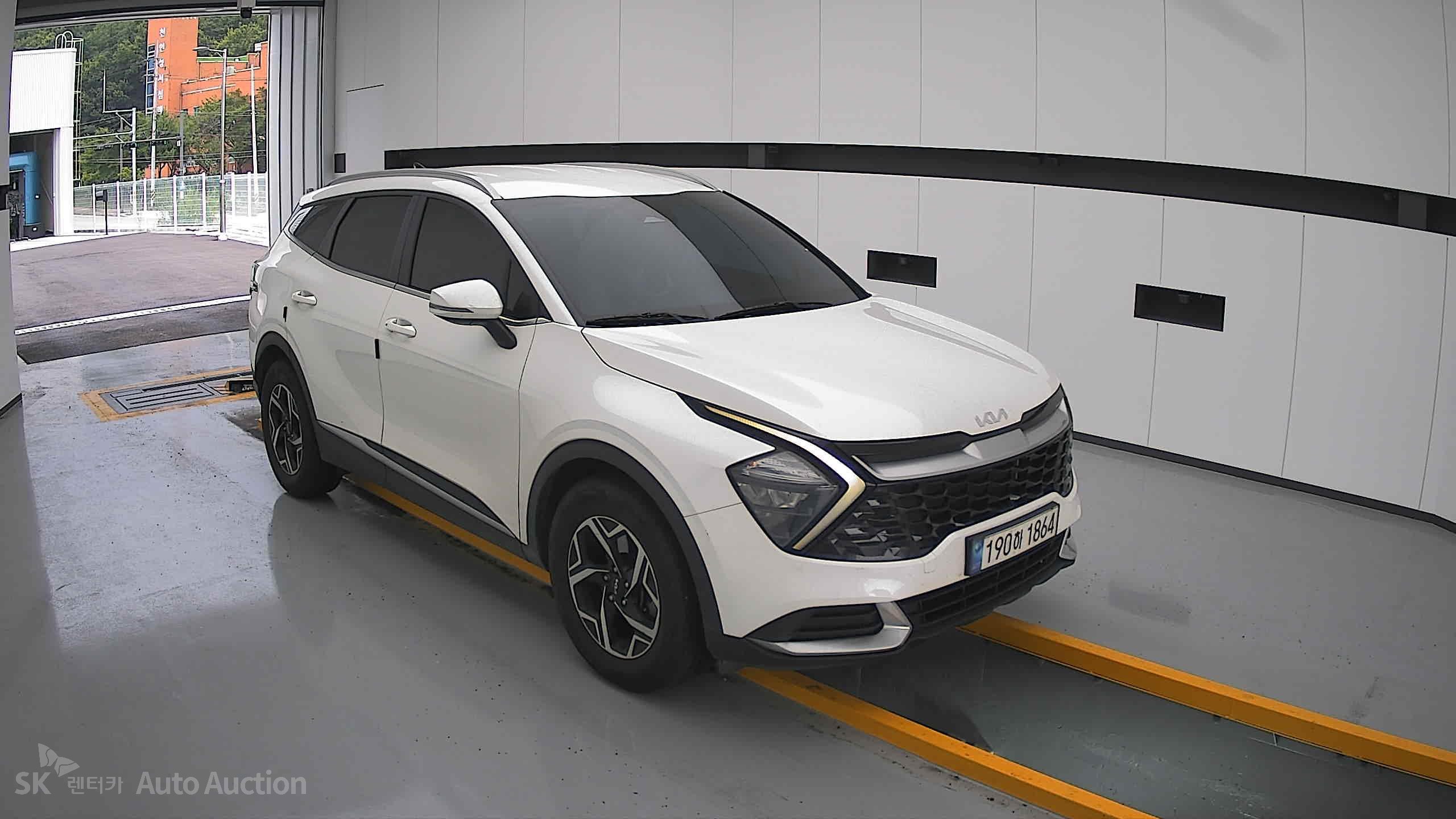 2023 - kia sportage