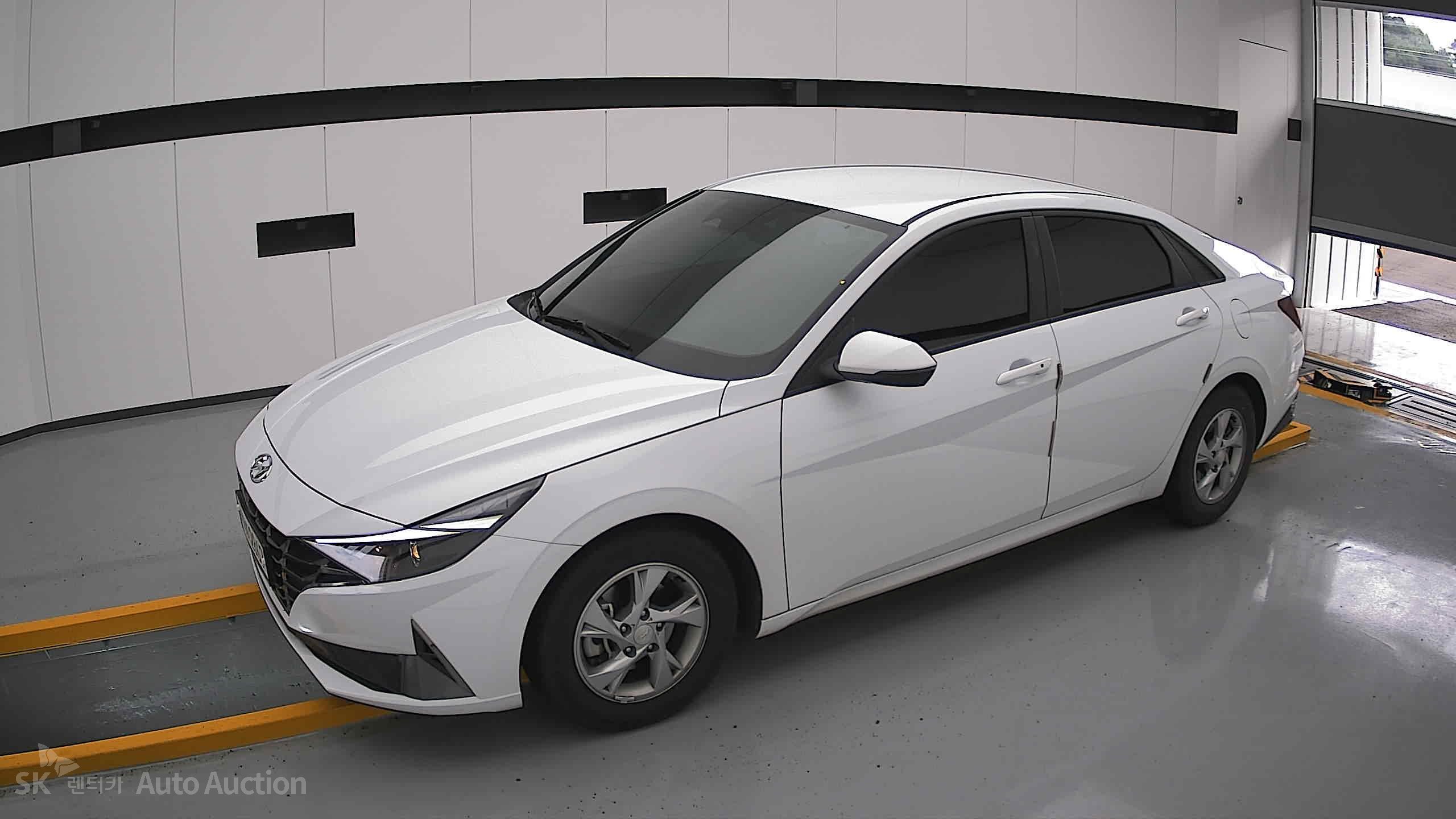2021 - hyundai avante