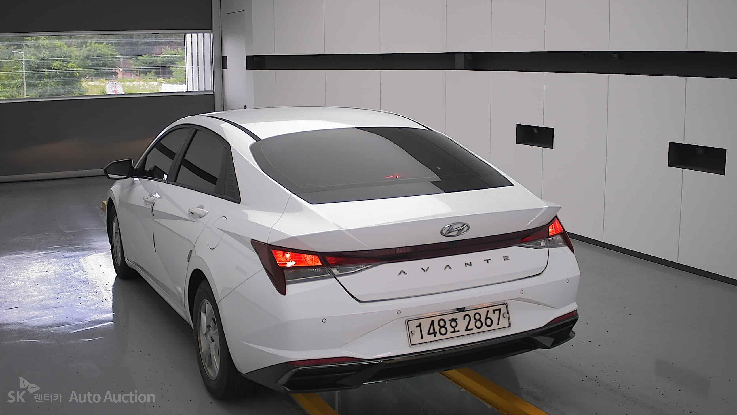 2021 - hyundai avante