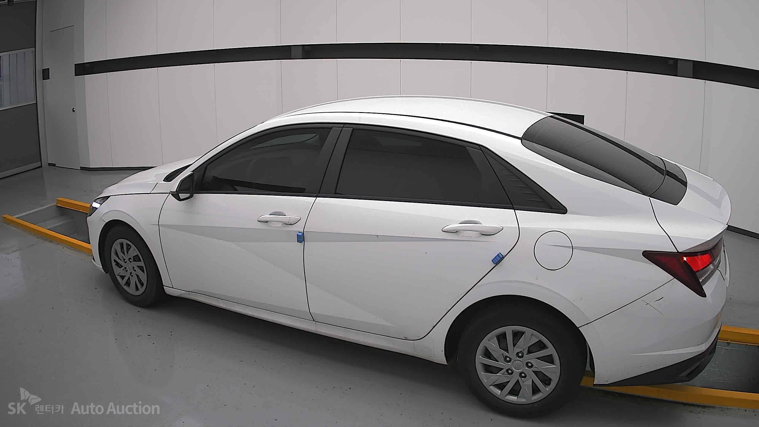 2021 - hyundai avante