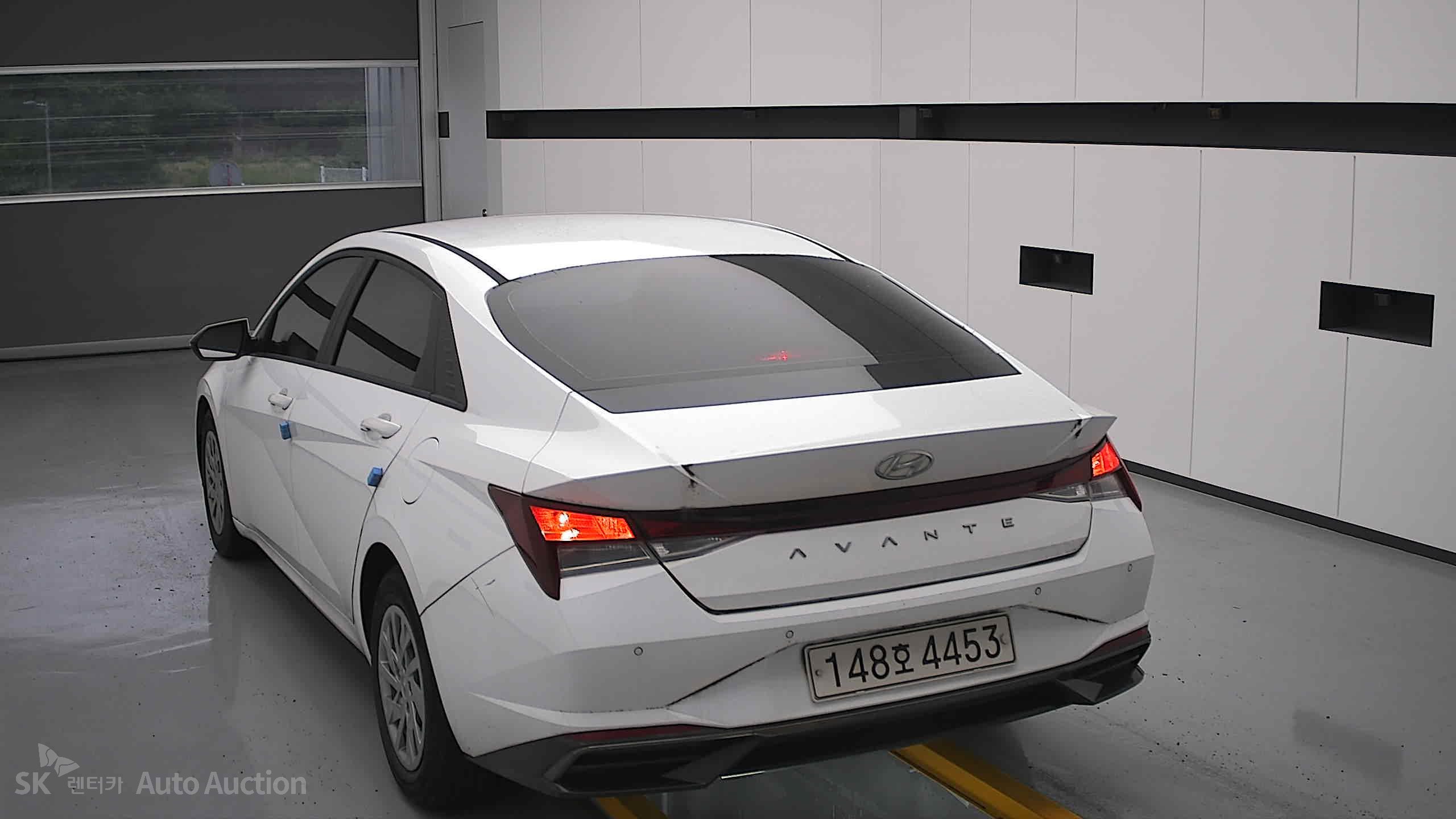 2021 - hyundai avante