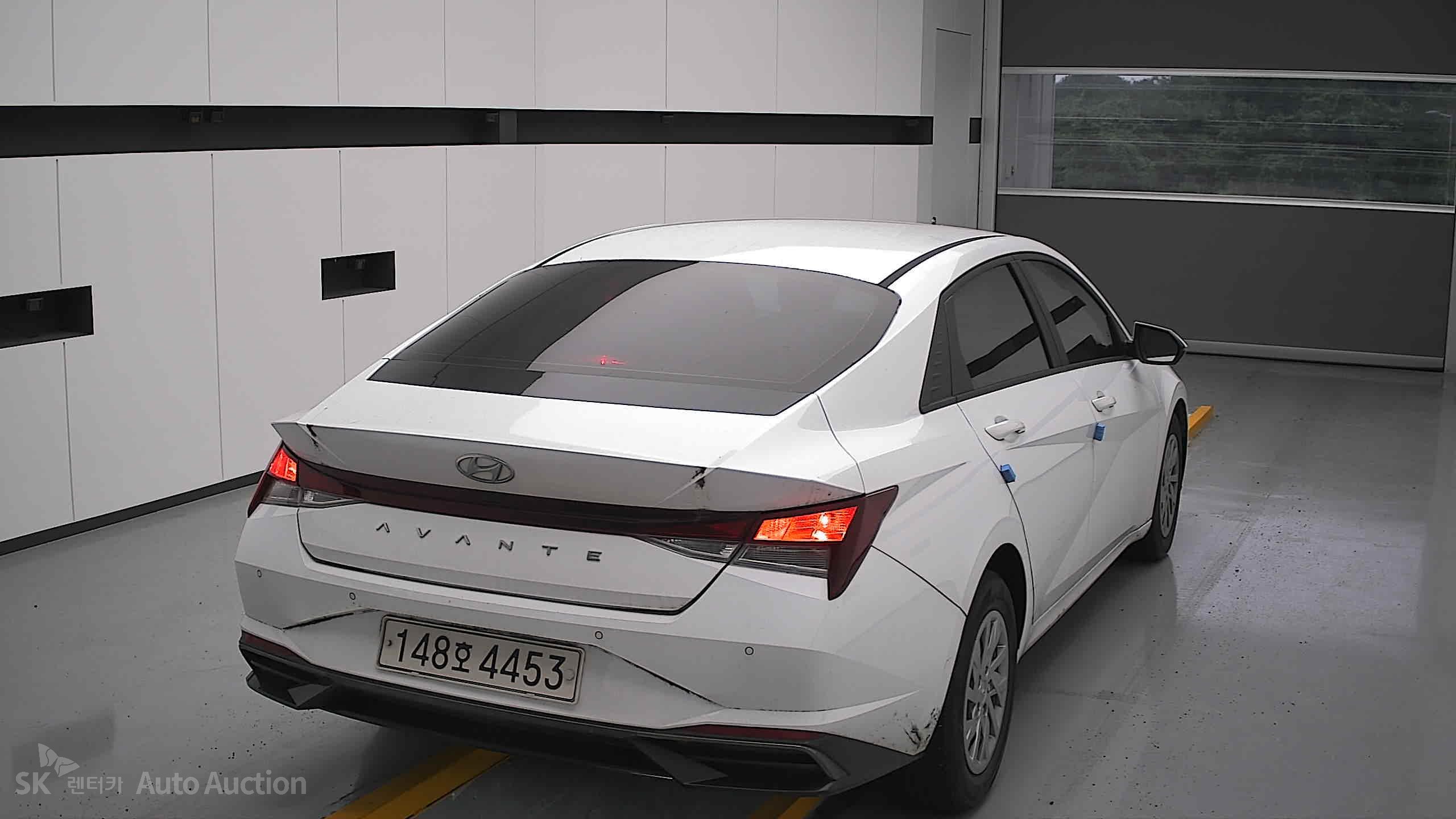 2021 - hyundai avante