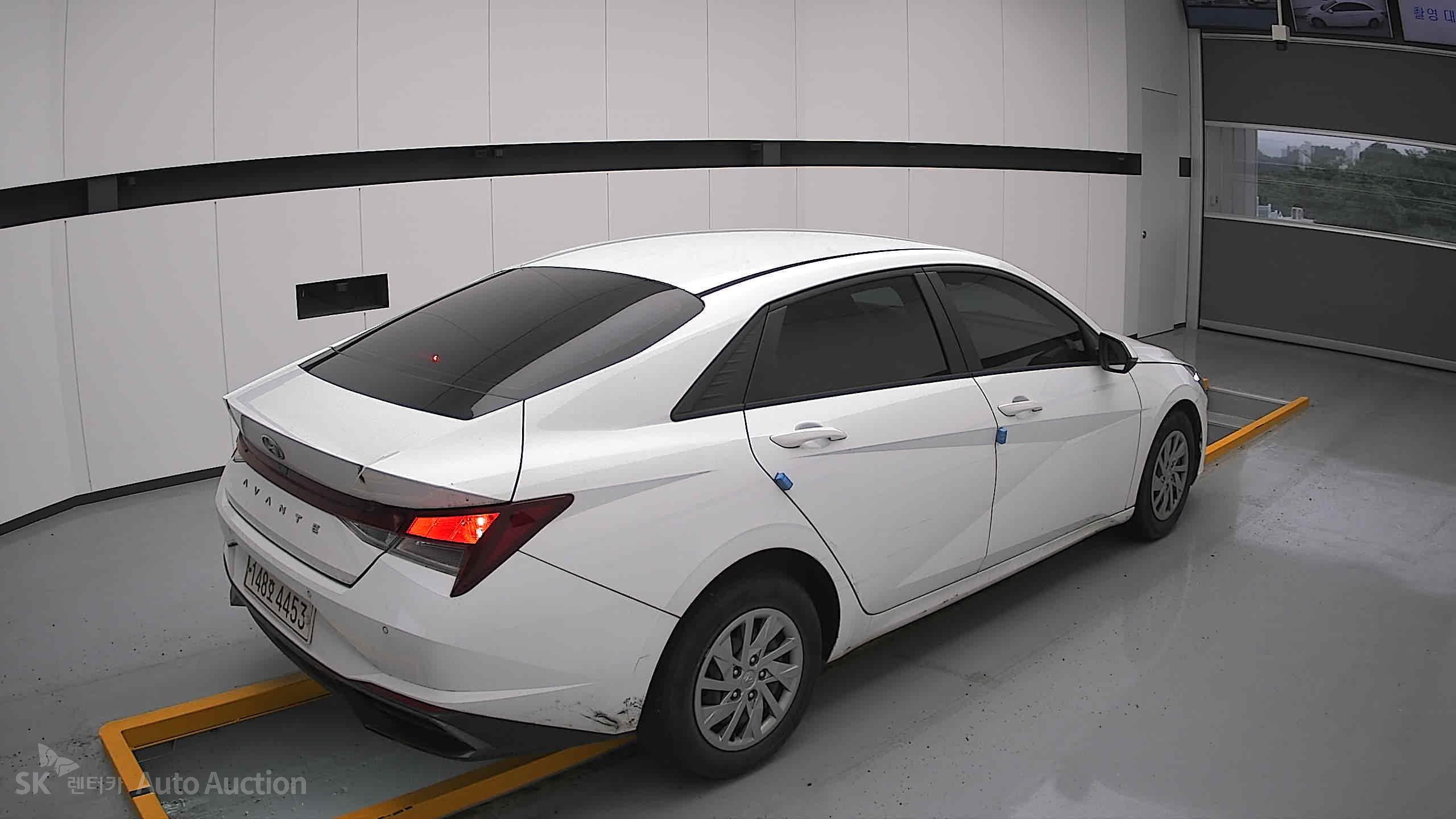 2021 - hyundai avante