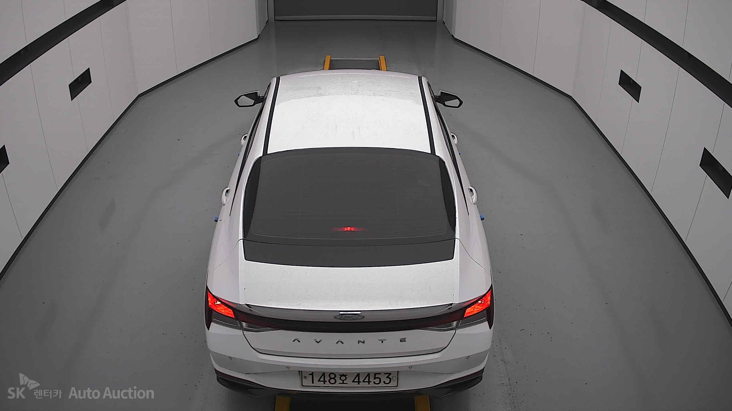 2021 - hyundai avante