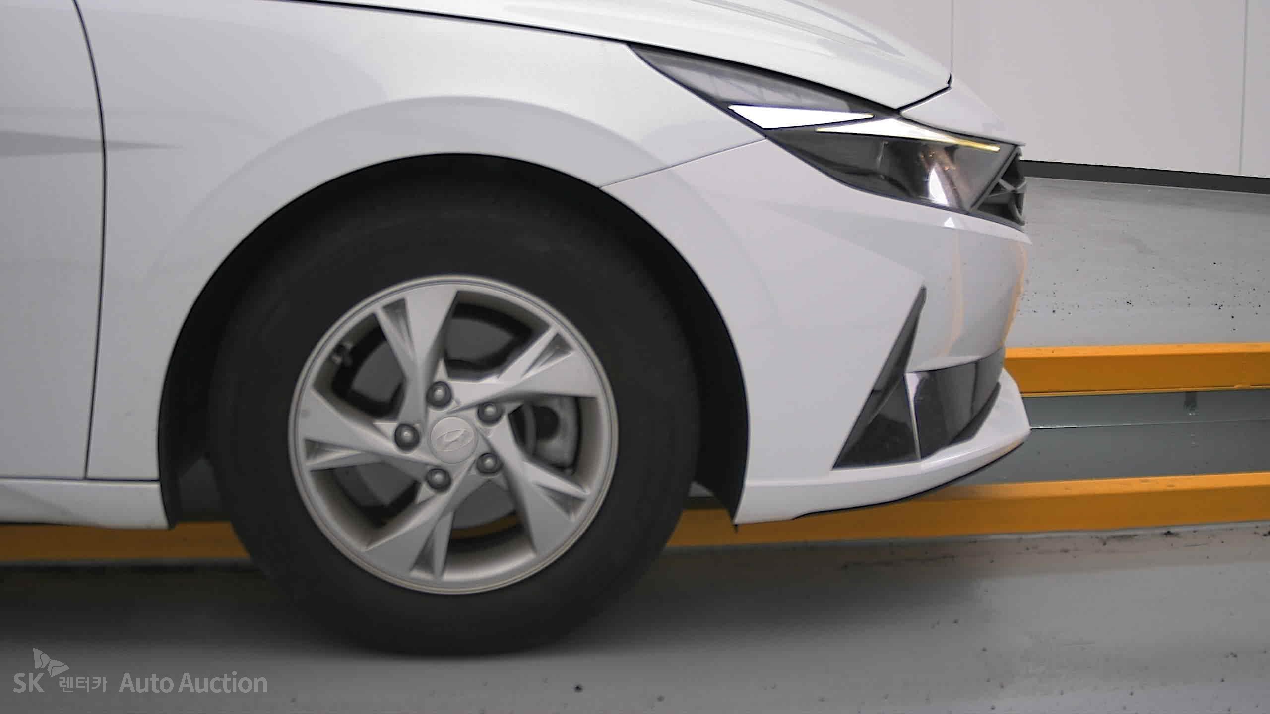 2023 - hyundai avante