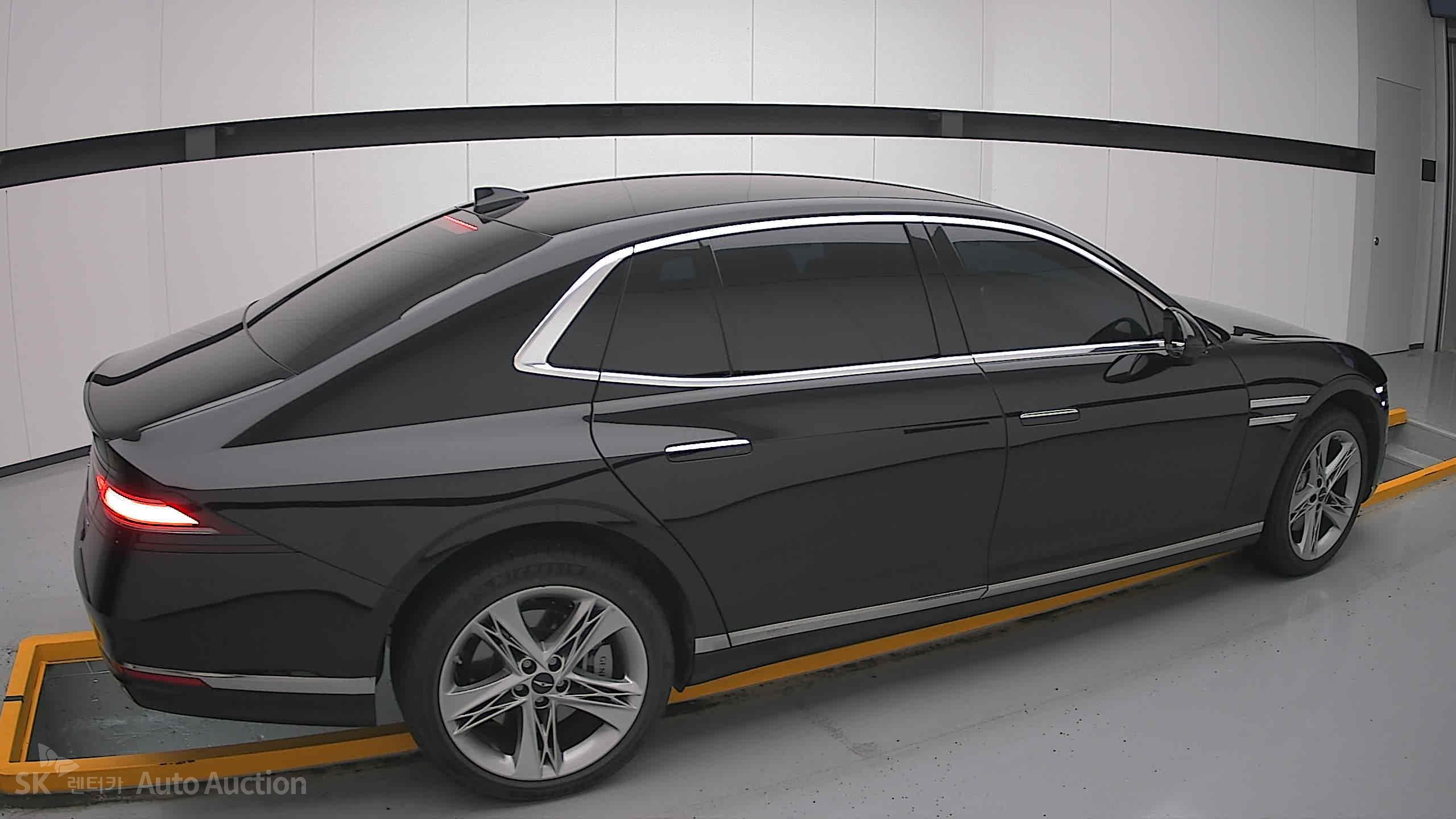 2022 - genesis g90