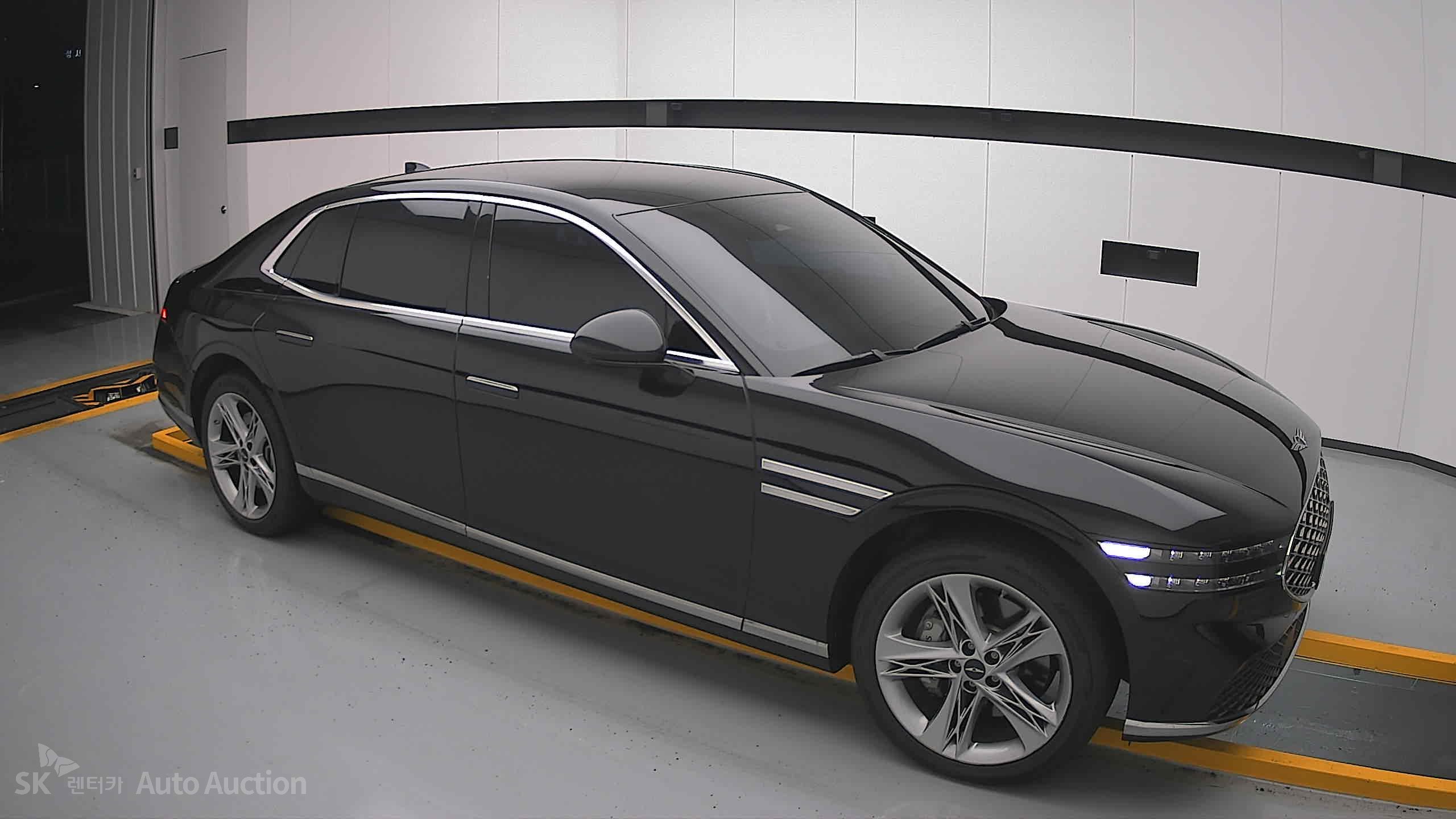 2022 - genesis g90