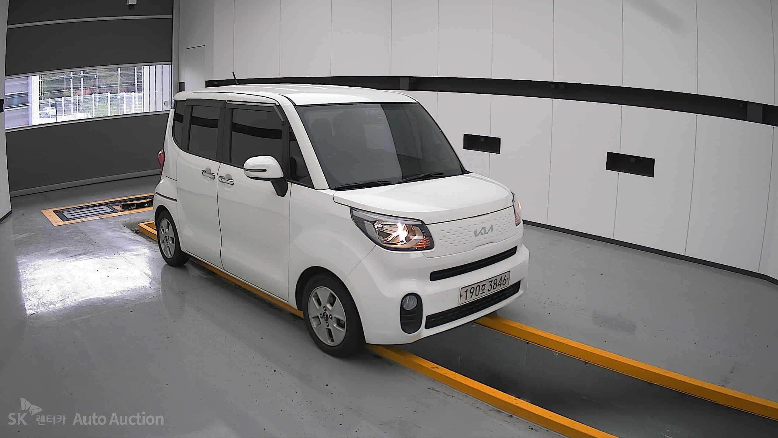 2022 - kia ray