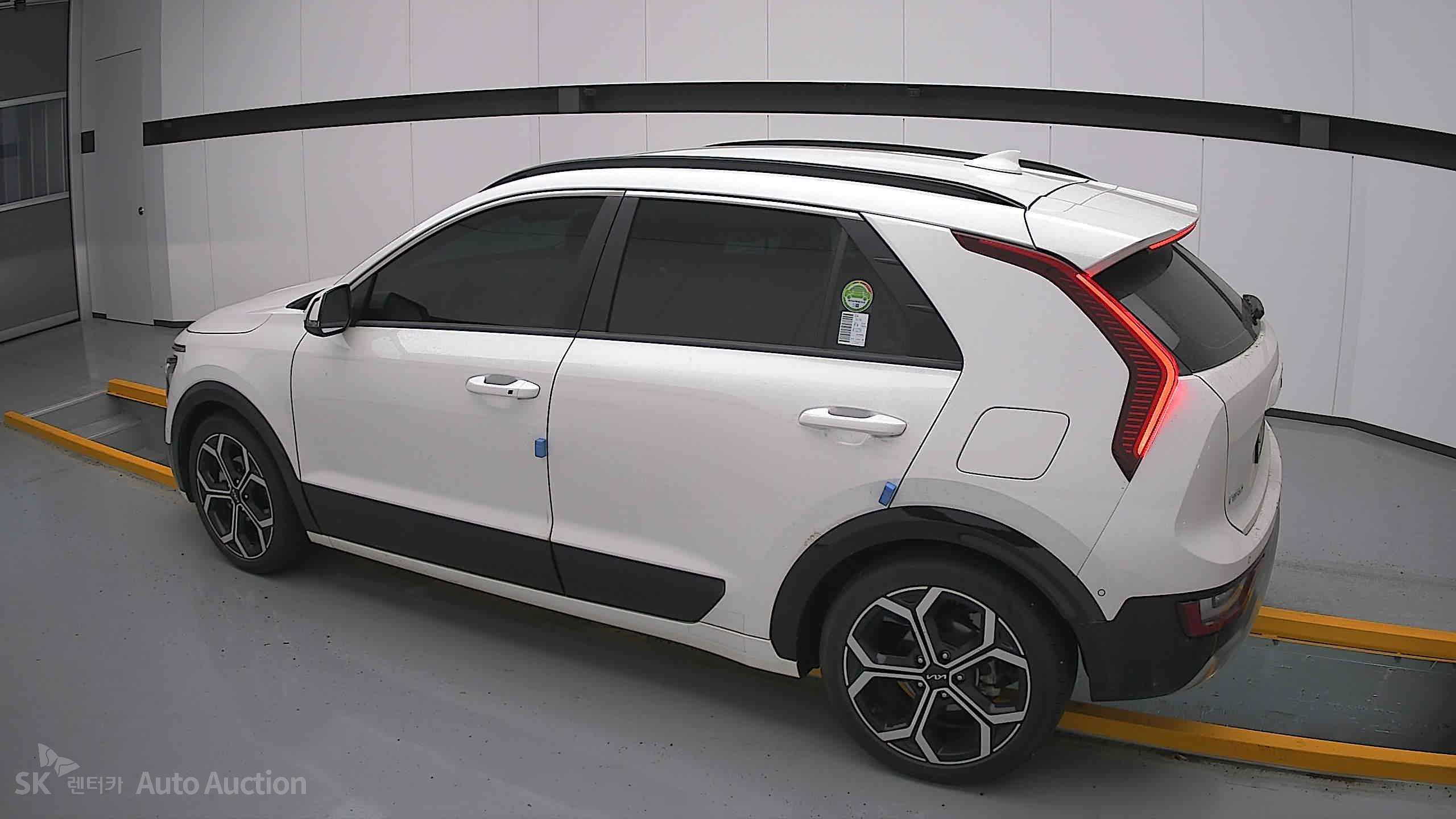2022 - kia all-new niro