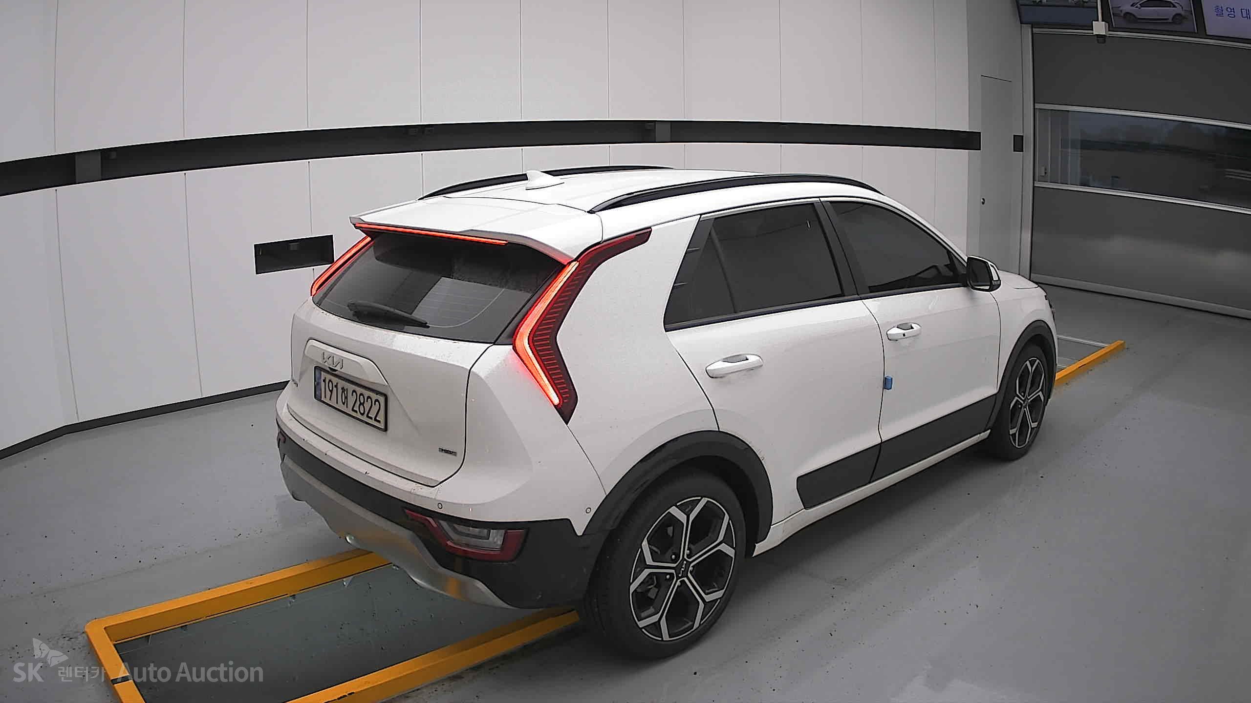 2022 - kia all-new niro