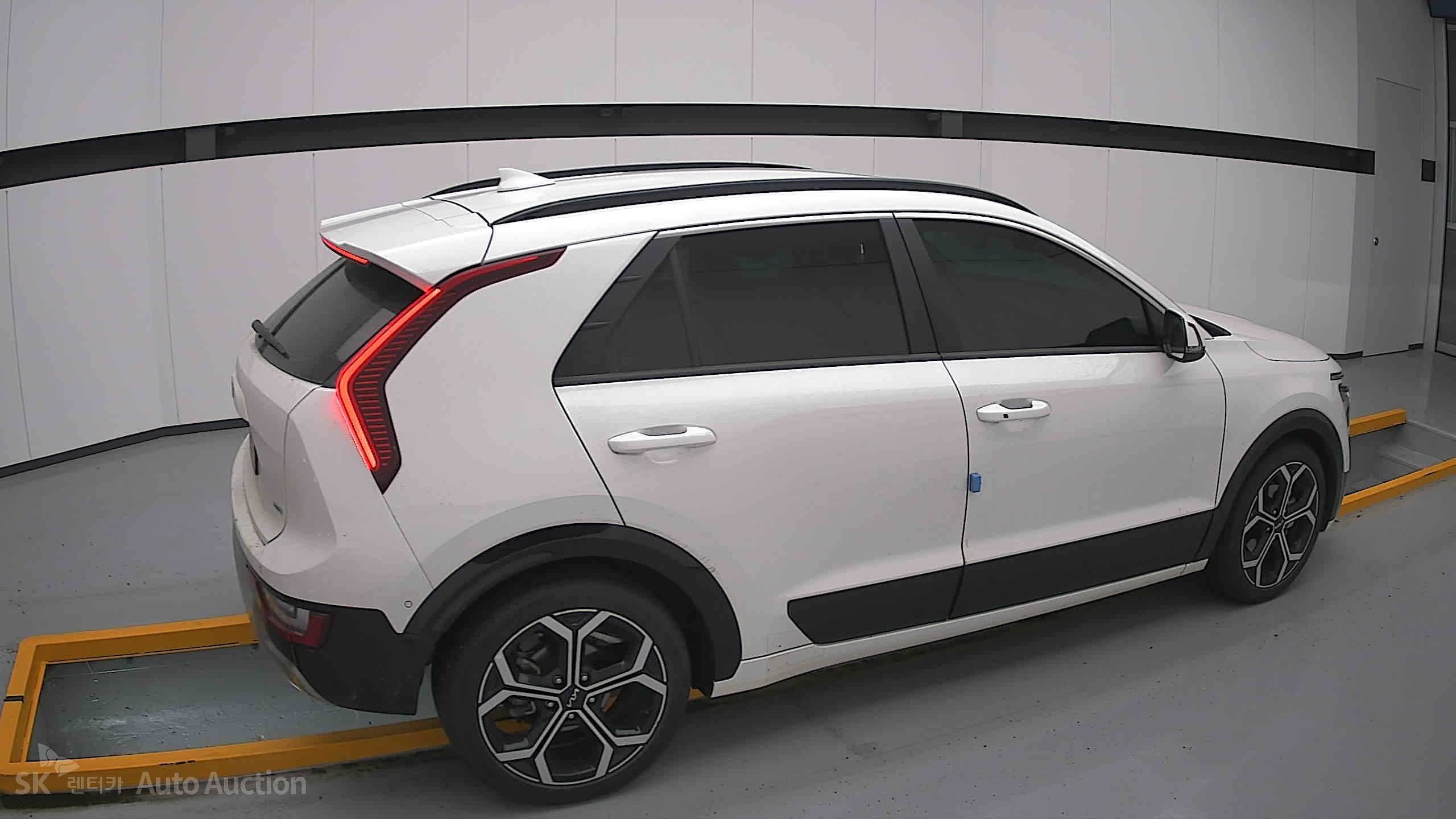 2022 - kia all-new niro