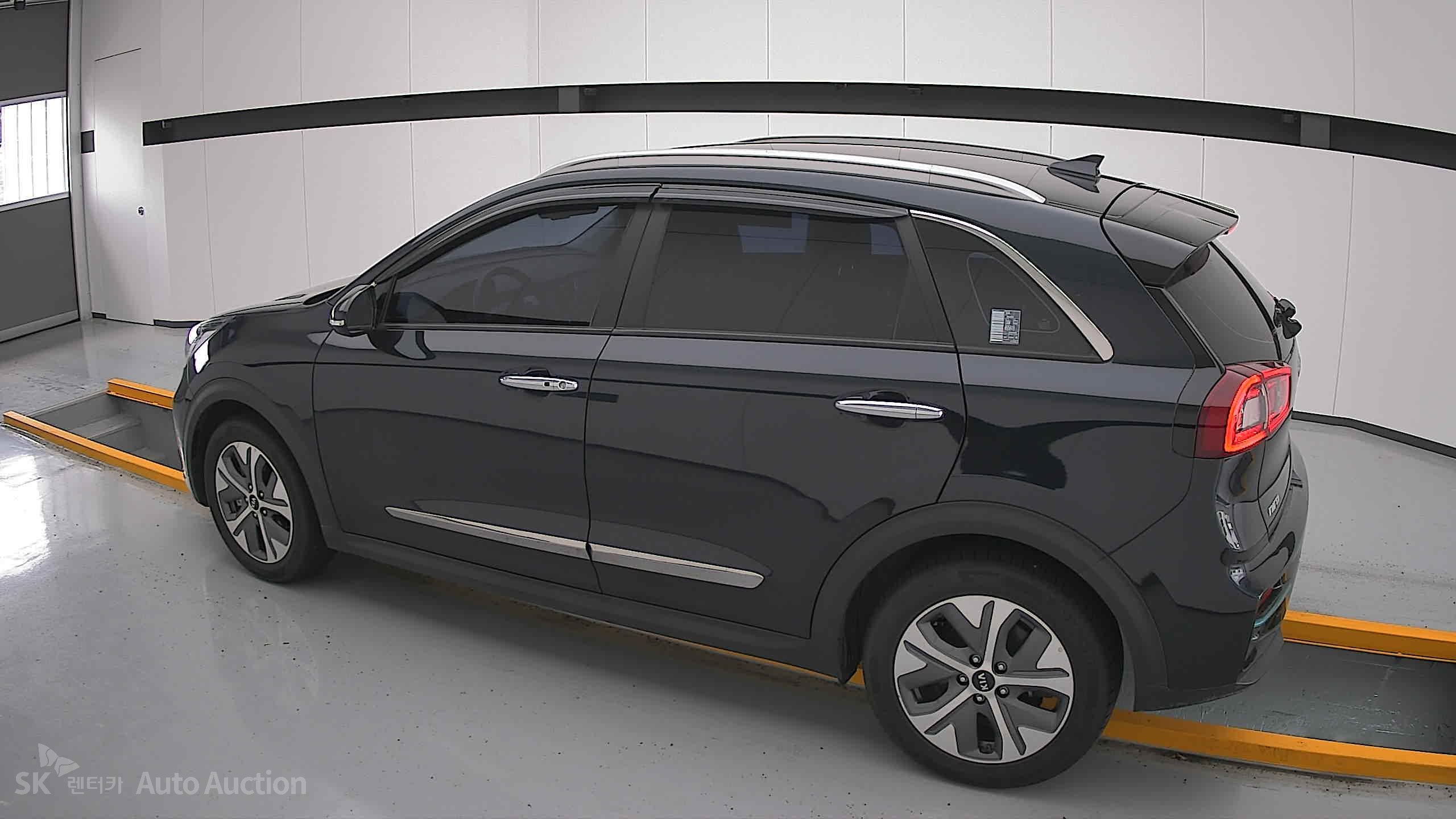 2021 - kia niro