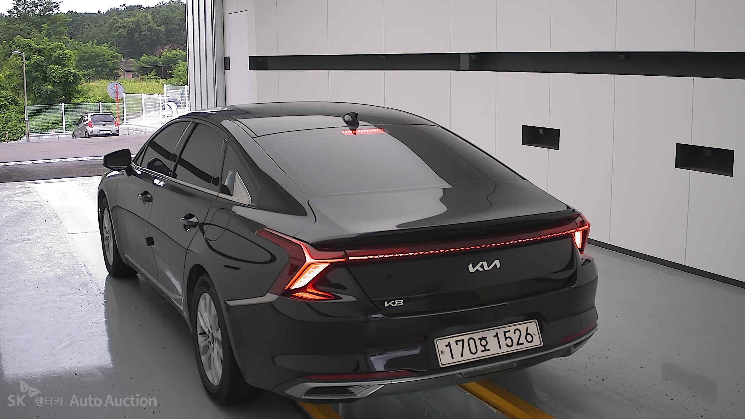 2022 - kia k8