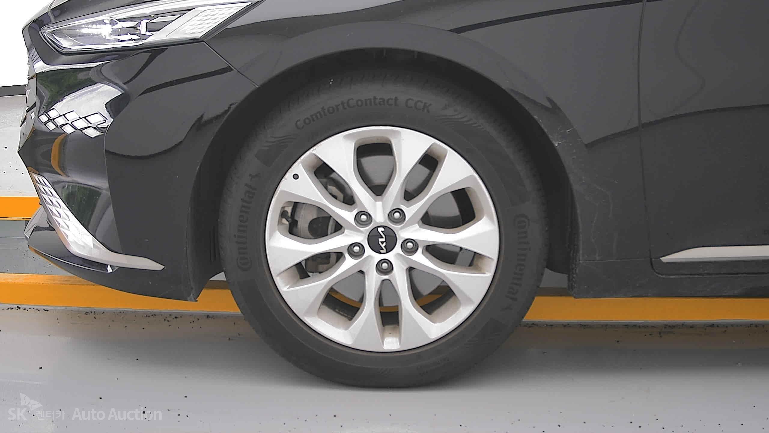 2022 - kia k8