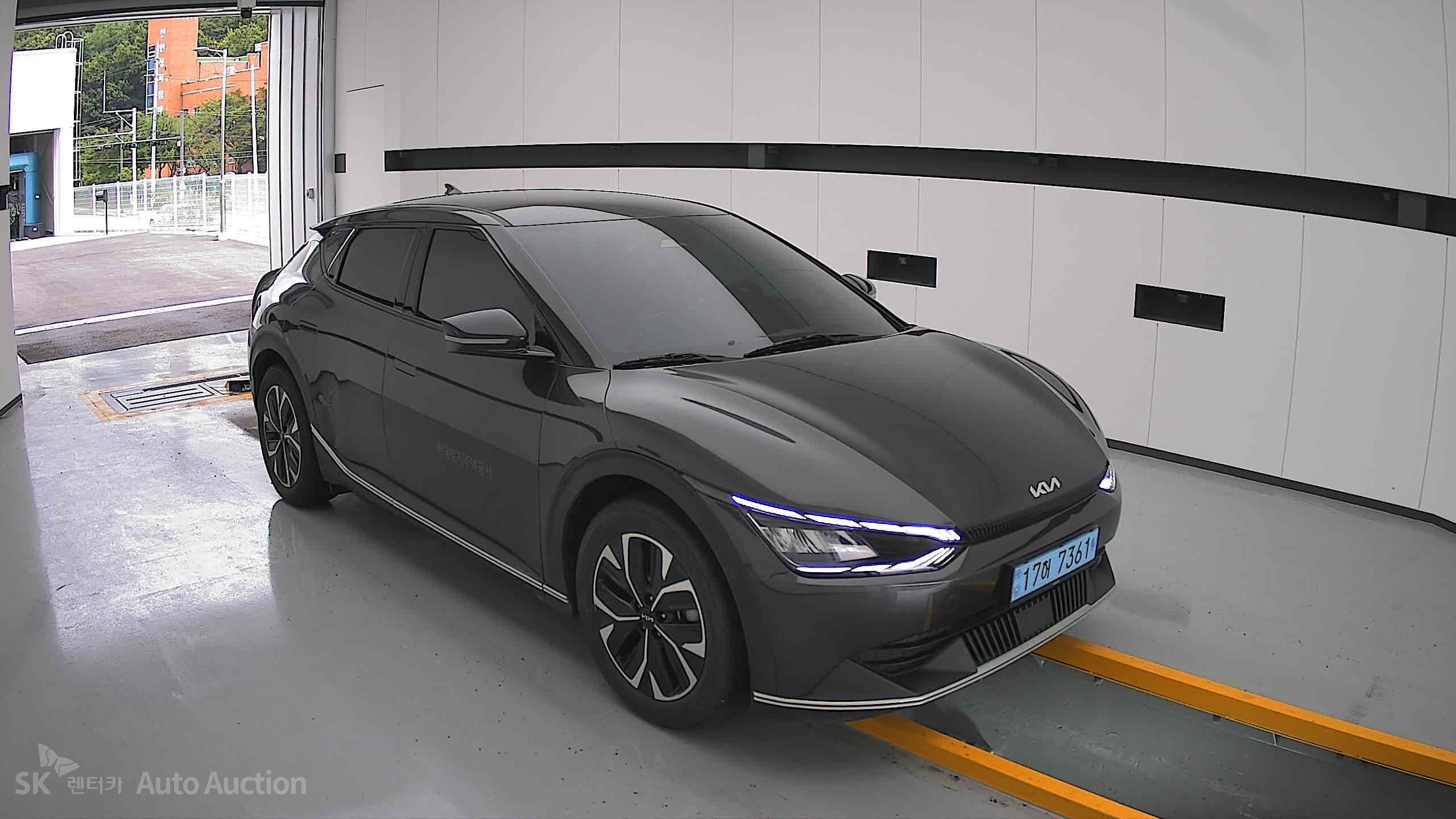2022 - kia ev6