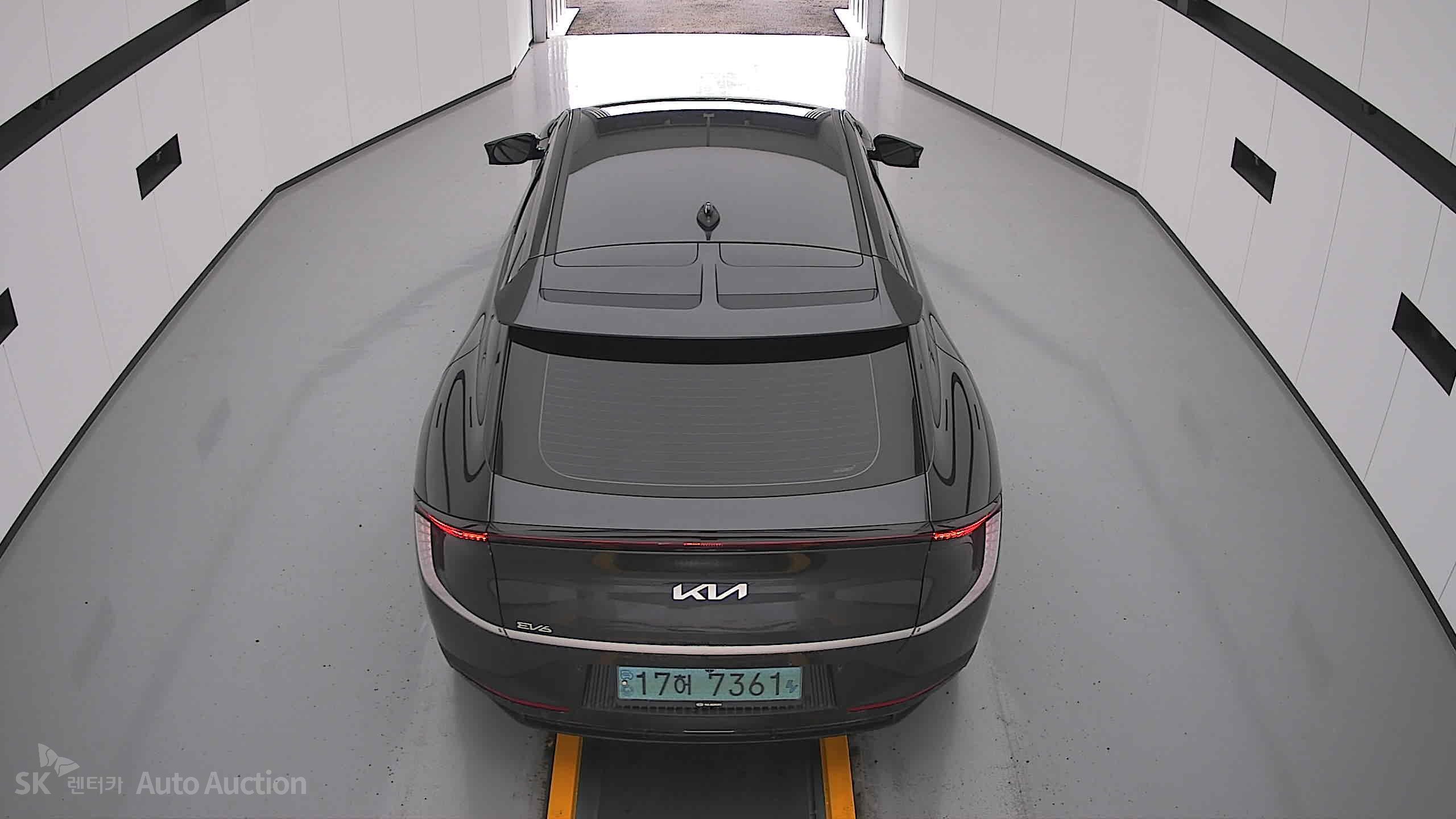 2022 - kia ev6