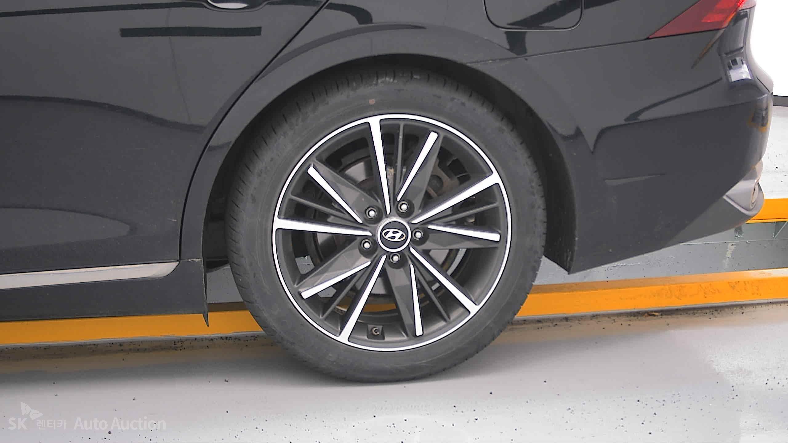 2023 - hyundai grandeur