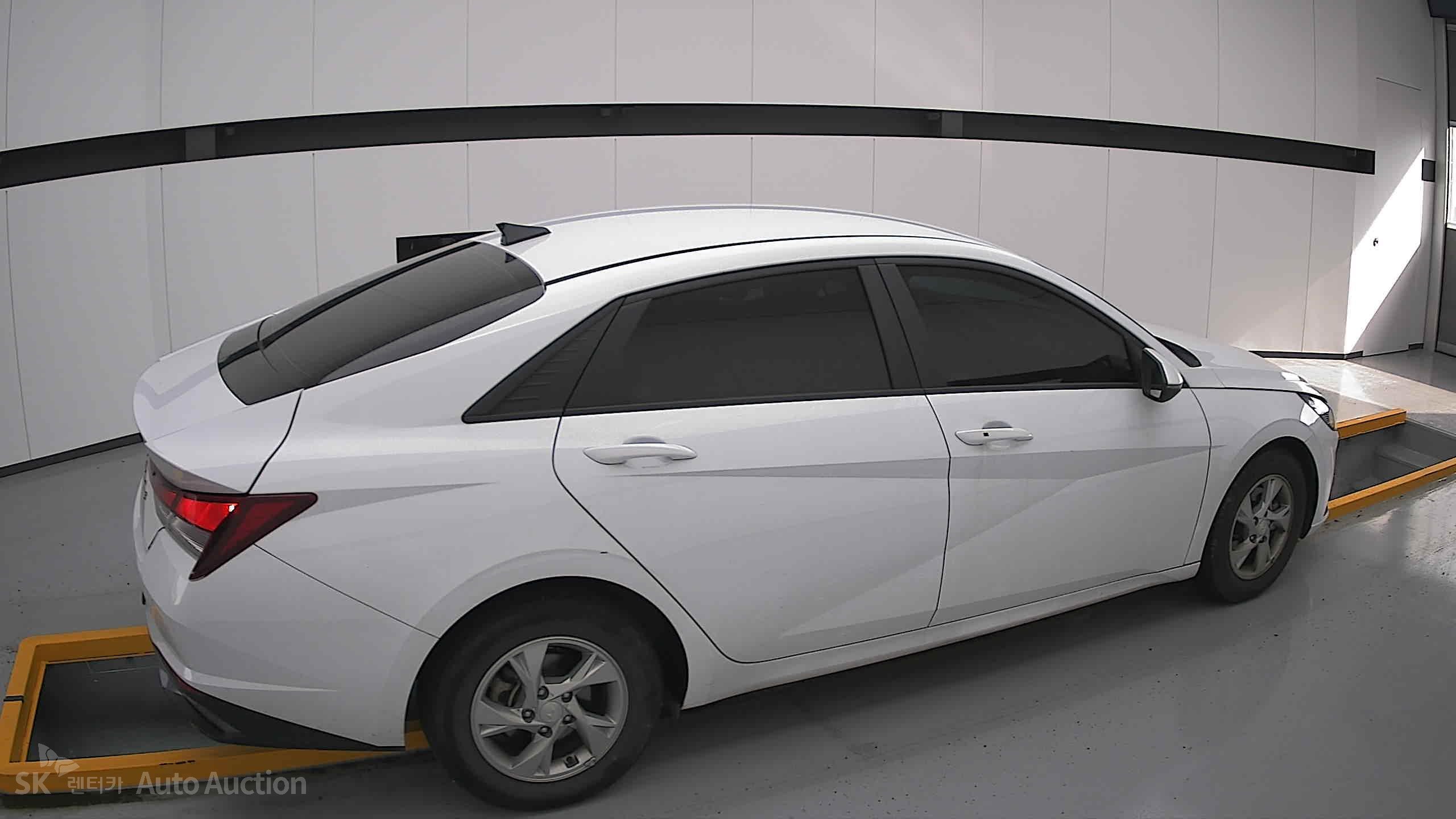 2023 - hyundai avante