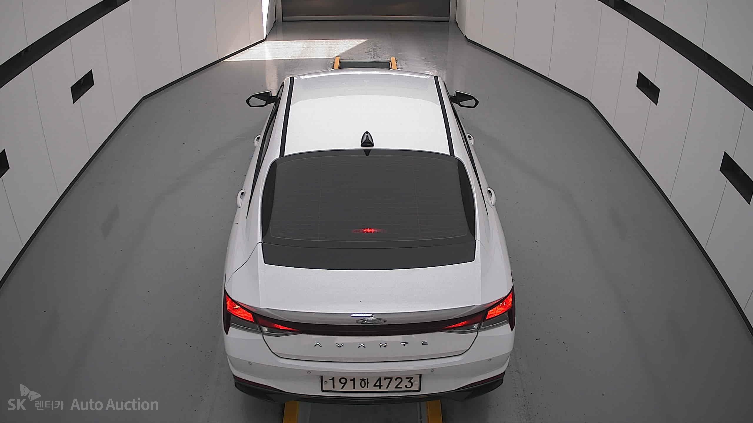 2023 - hyundai avante